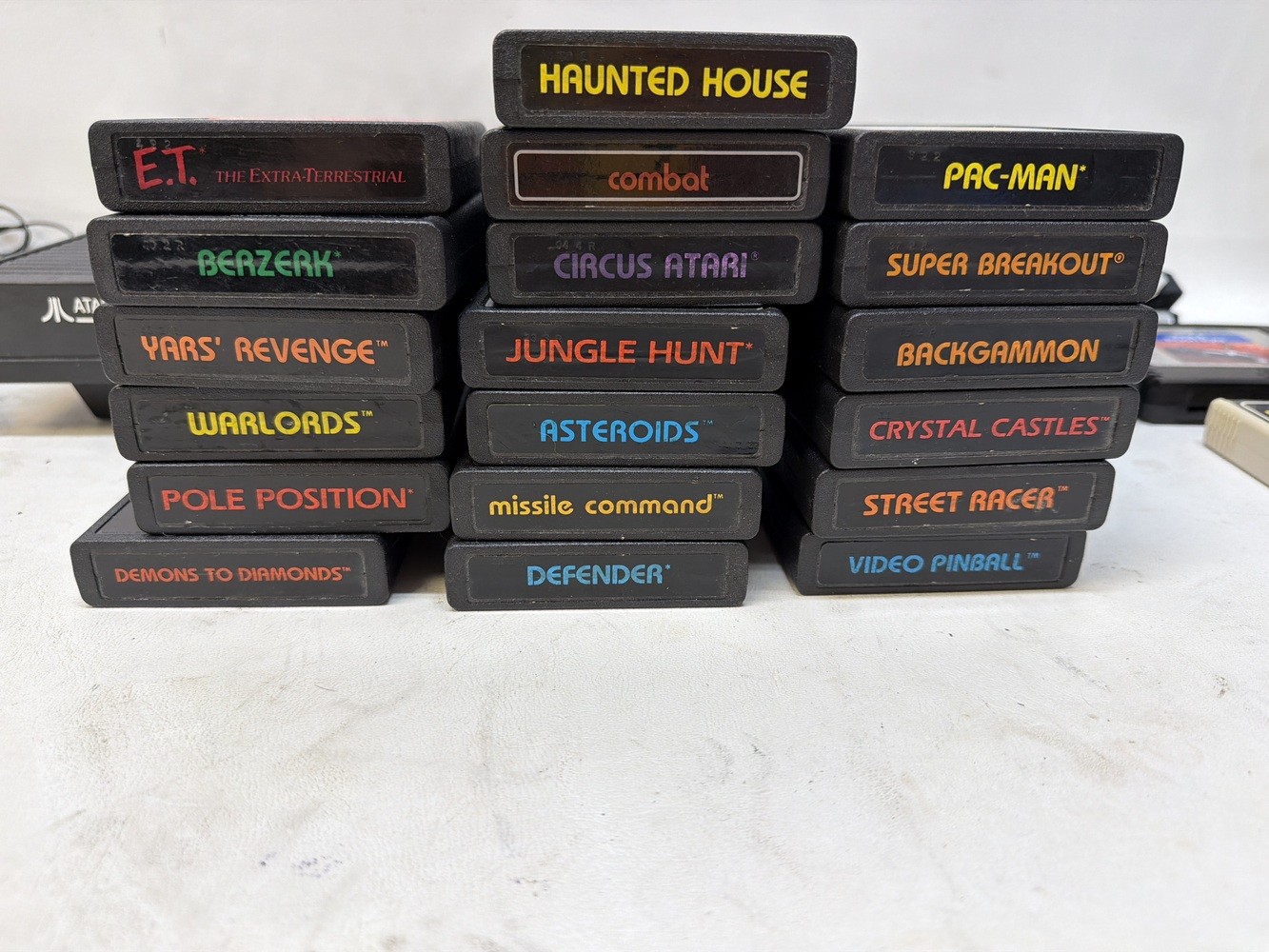 ATARI CX-2600A with 32 games