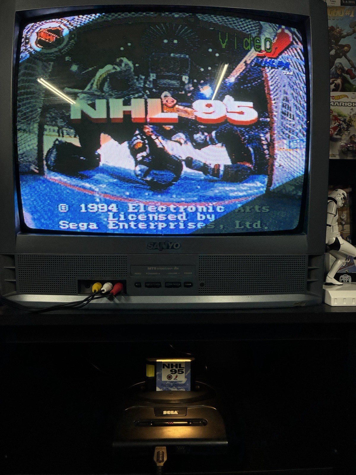 Sega Genesis Model 2 Bundle-5 Games, 1 Controller (6 Buttons) And Cables. Works.