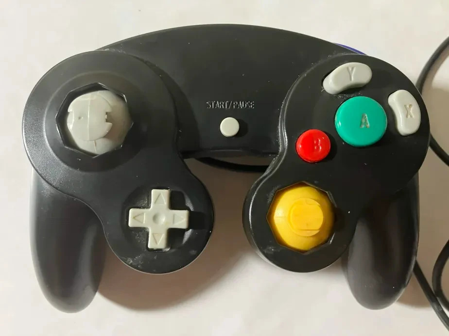 Nintendo GameCube Platinum Silver DOL-101 Console Tested w/ Controller Cables