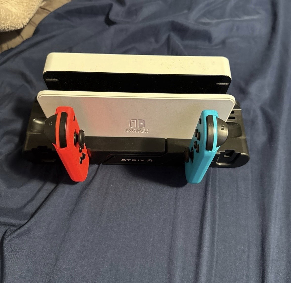 Nintendo Switch OLED + charging dock accessories for joycon