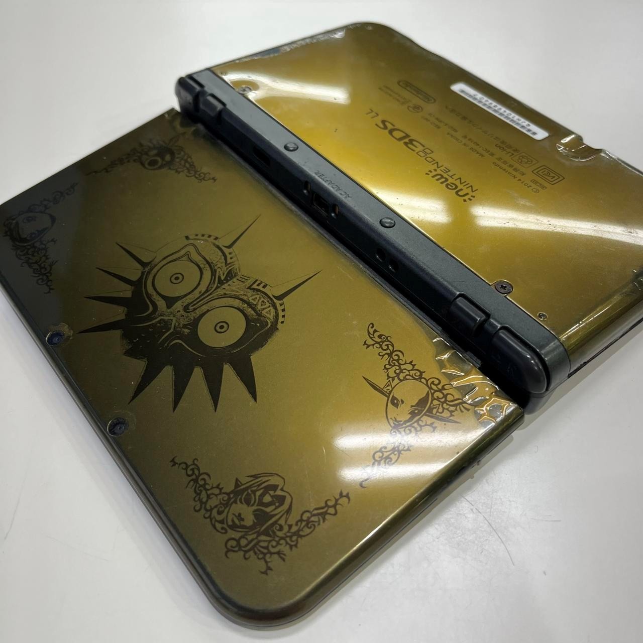 New Nintendo 3DS XL LL Majora’s Mask Limited Edition RED-001 A2056