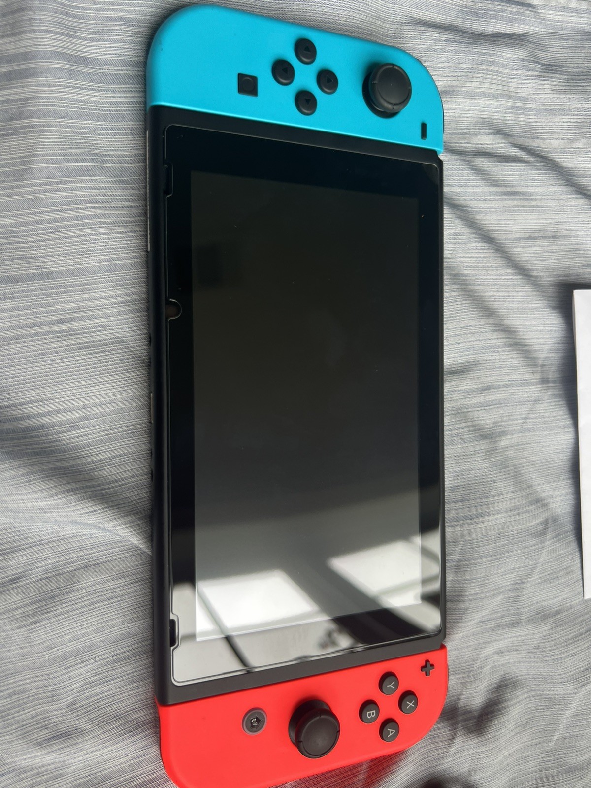 Nintendo Switch 32GB Gray Console with Neon Red and Neon Blue W/ SanDisk 256