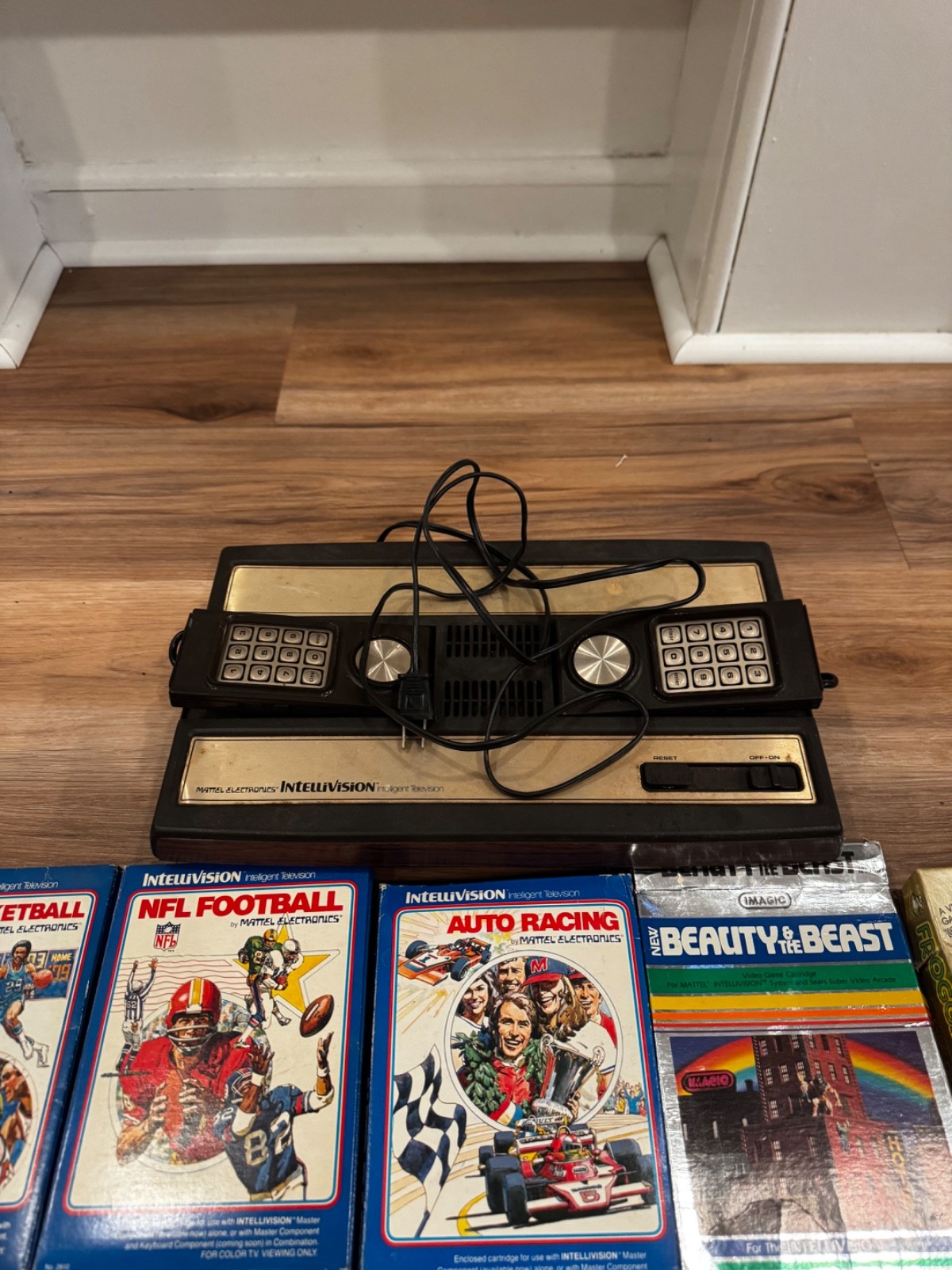 Intellivision Game Console Model 2609 A with 18 games
