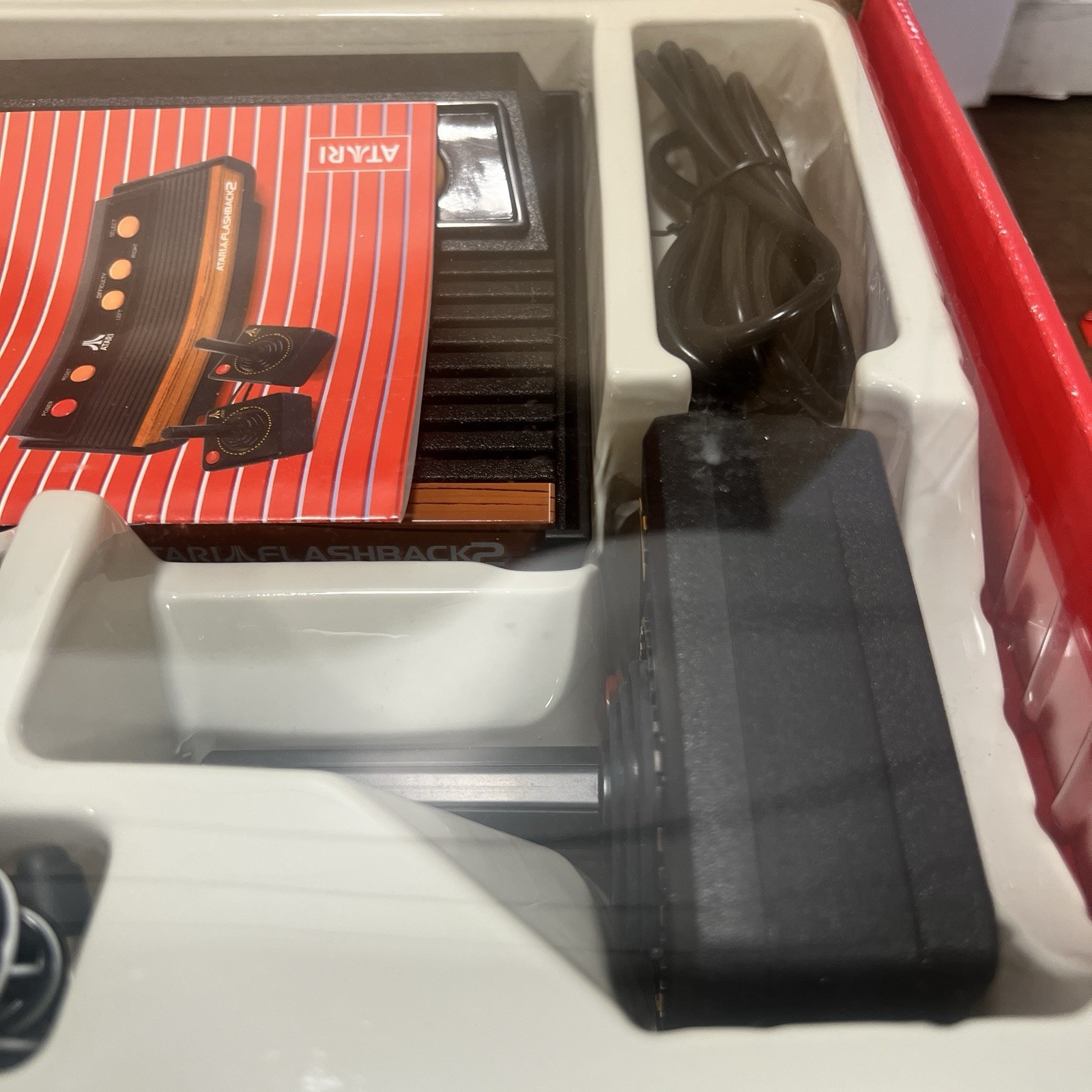 Atari Flashback 2 Classic Game Console 40 Built in Games 2 Controllers