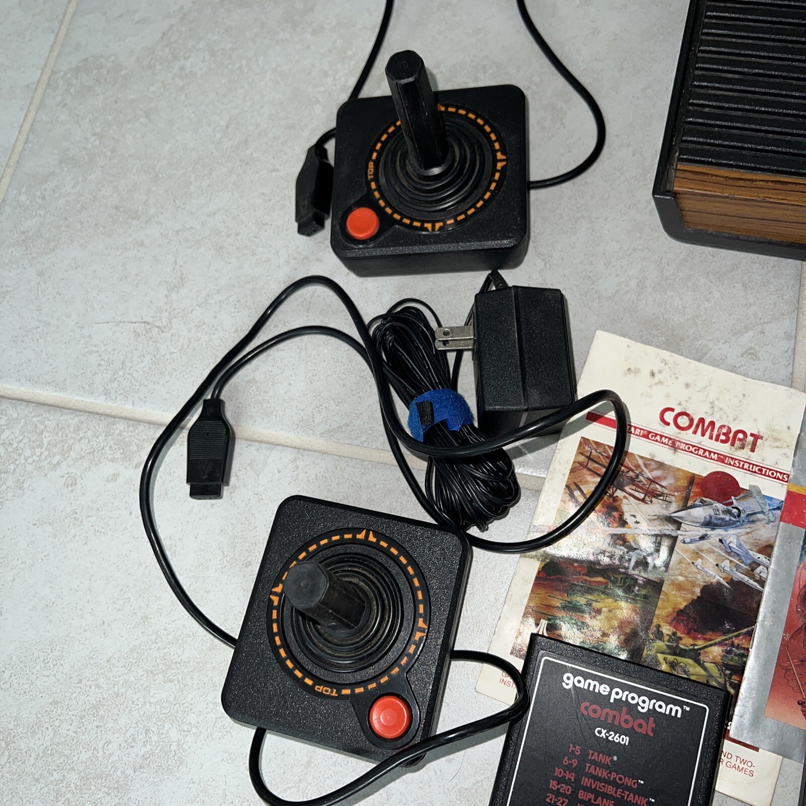 Atari (CX 2600 A) Video Game Console, 2 Controllers, 4 Games Read