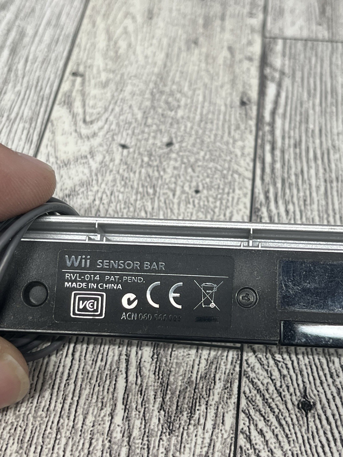 Nintendo Wii RVL-001 Bundle – White – Tested & Working – Wii Sports + 2 Remotes