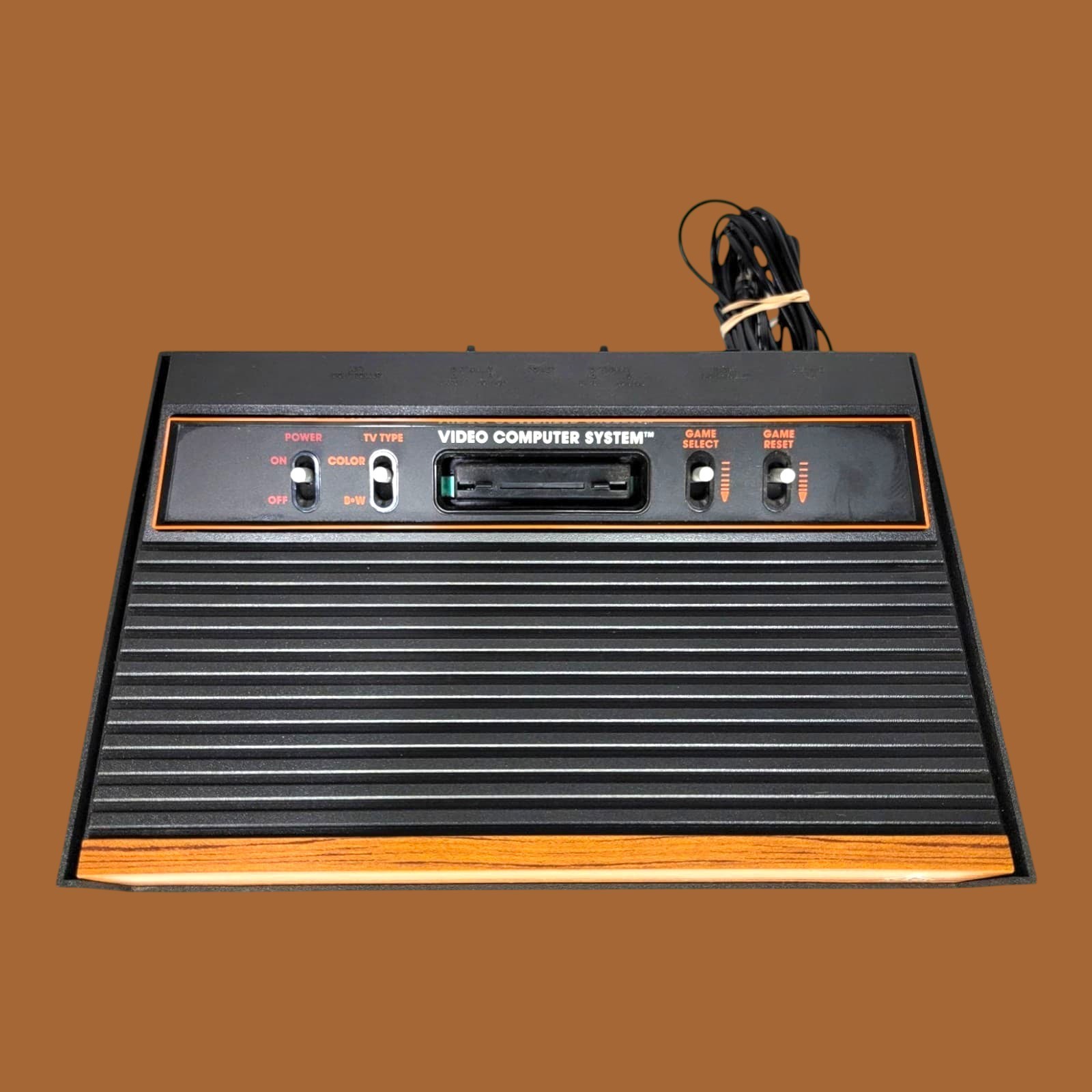 Atari 2600 VCS CX2600A 4 Switch Woodgrain Console Bundle Combat Game Paddles