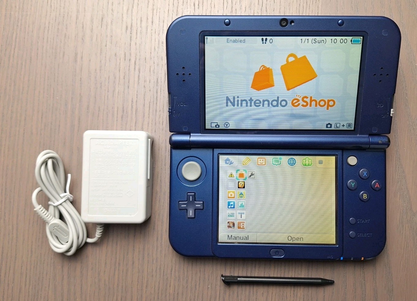 New Nintendo 3DS XL Metallic Blue Charger + 32GB SD Card | Region Free TOP IPS