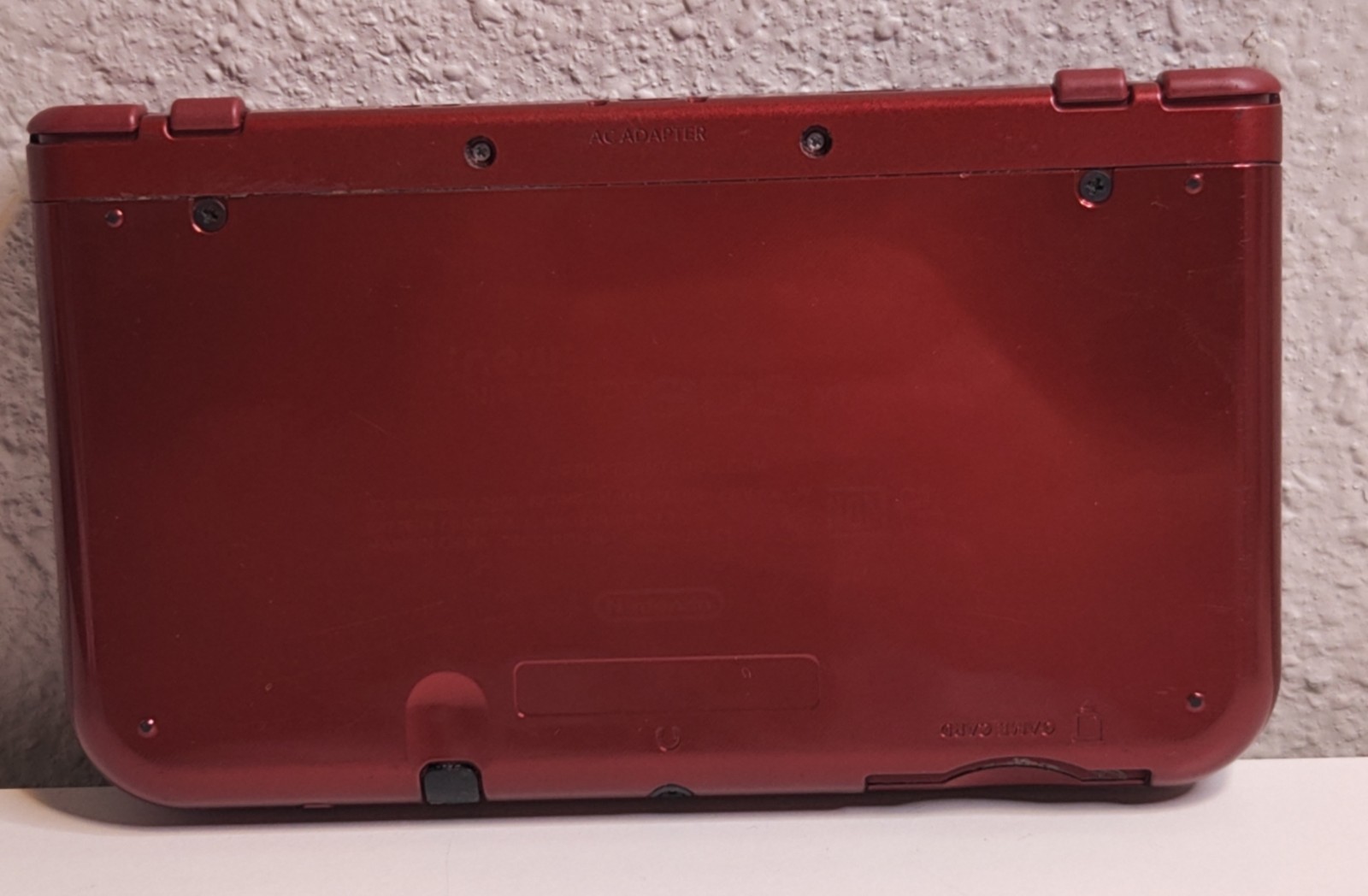 New Nintendo 3DS XL Red Bundle w/ Fire Emblem Fates Conquest & Warrior + Charger