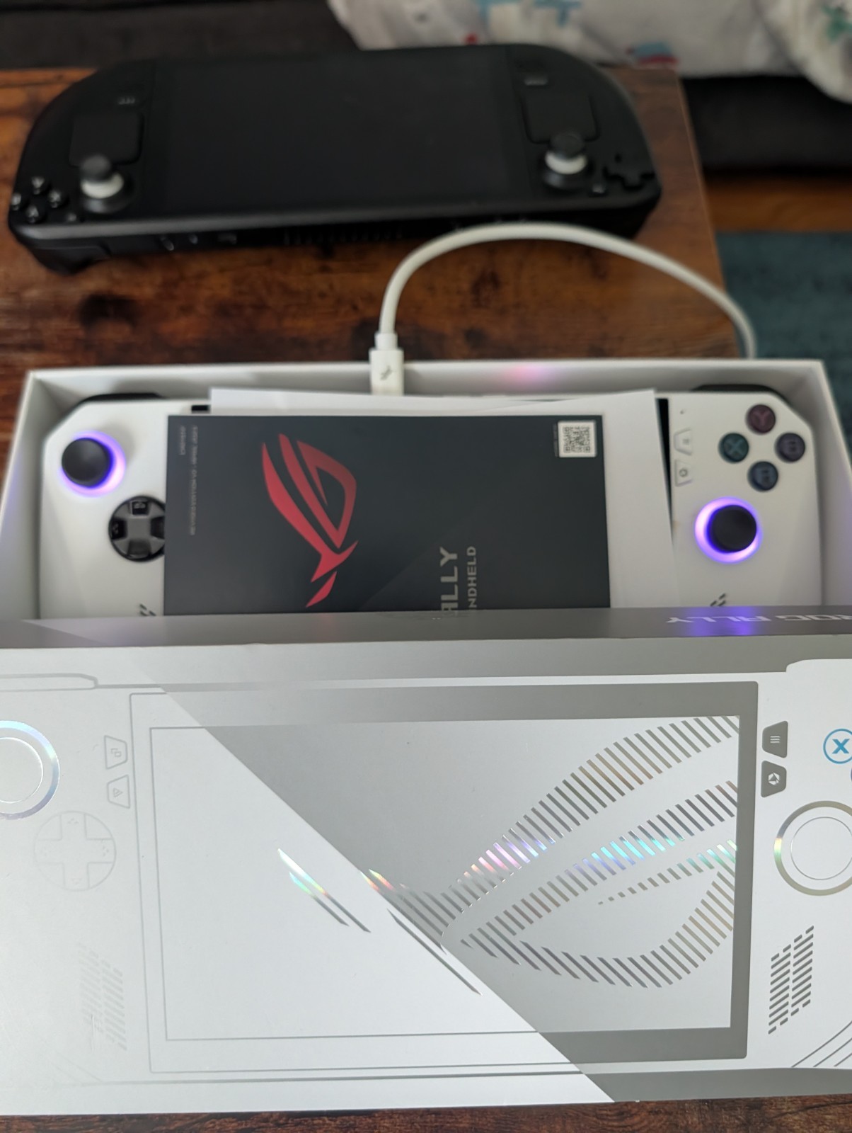 ASUS ROG Ally 7in 512GB White Gaming Handheld Console