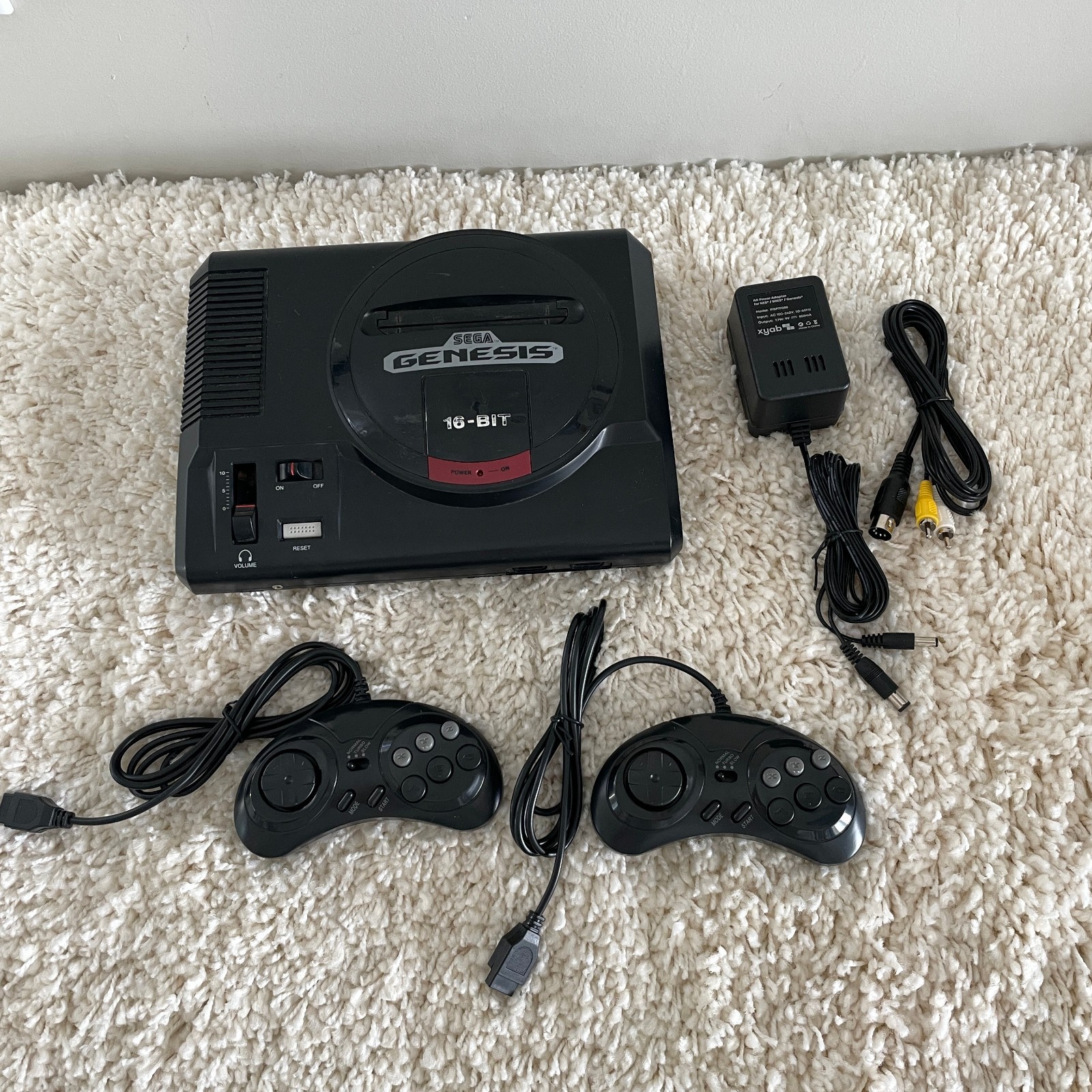 Sega Genesis Model 1 MK-1601 Console System Bundle Tested