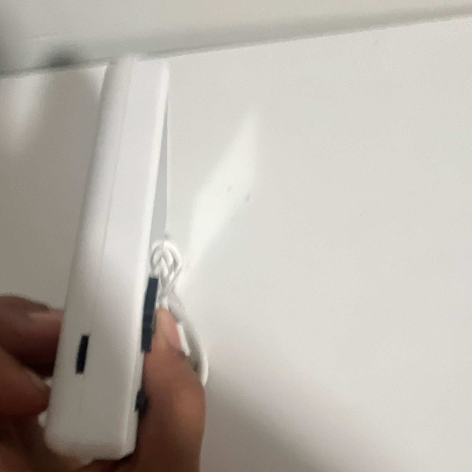 White Retro FC Handheld Game Console USB-A Rechargeable Battery Used