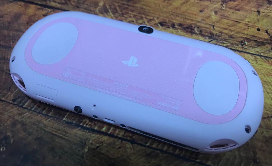 Playstation PS vita PCH2000-ZA12 white console only From JAPan