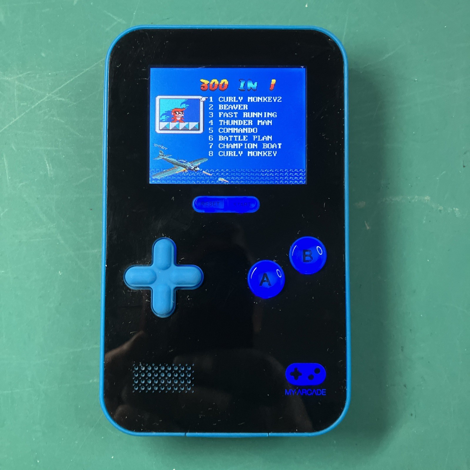 My Arcade Go Gamer Retro Portable Gaming System. Handheld. 300 Games. VERY GOOD.