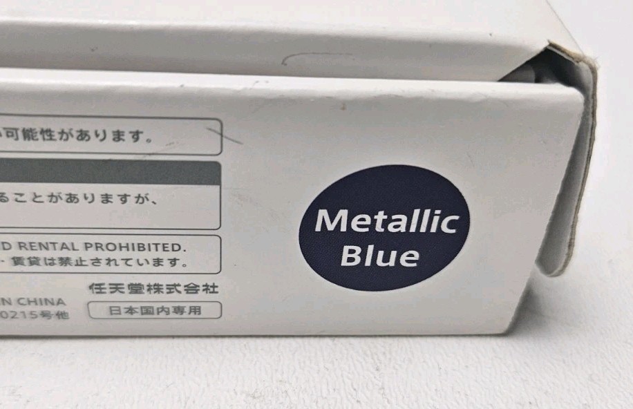 Nintendo DSi – Metallic Blue Complete In Box w/ Charger Stylus Inserts Japanese