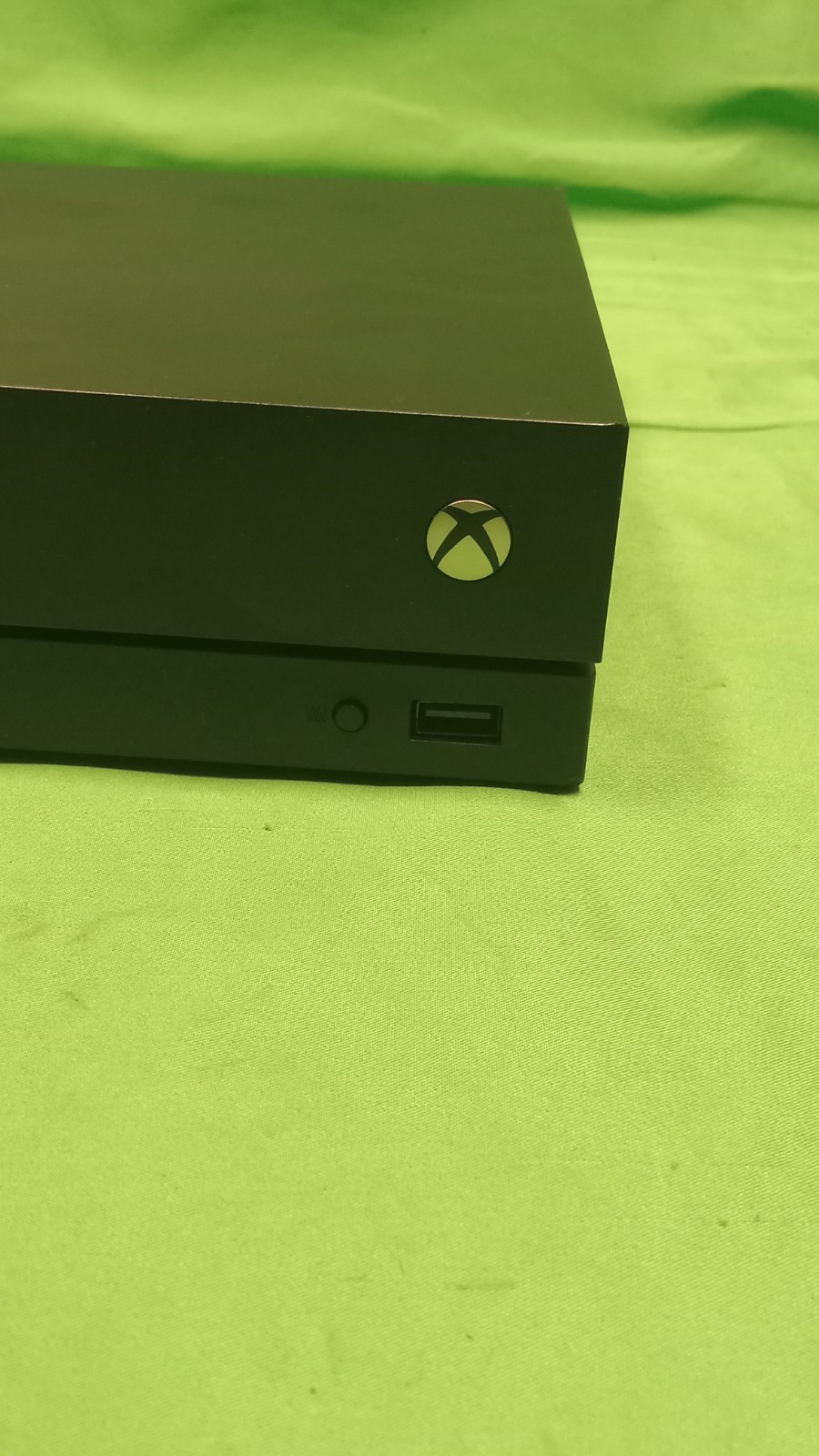 Microsoft Xbox One X 1TB (Model 1787) – Digital Ready – Disc Read Error