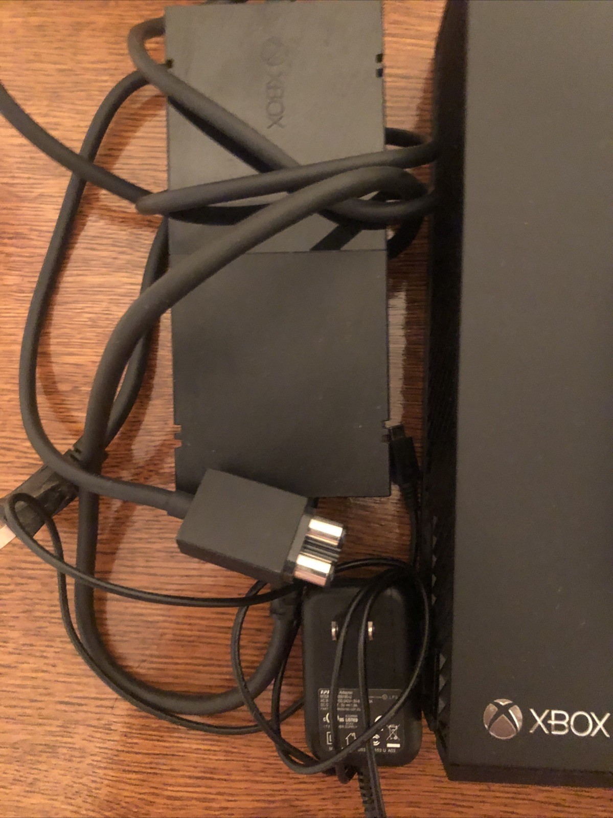 Microsoft Xbox One 1540 500gb Game Console , 2 Controllers,8 Games,Media Remote