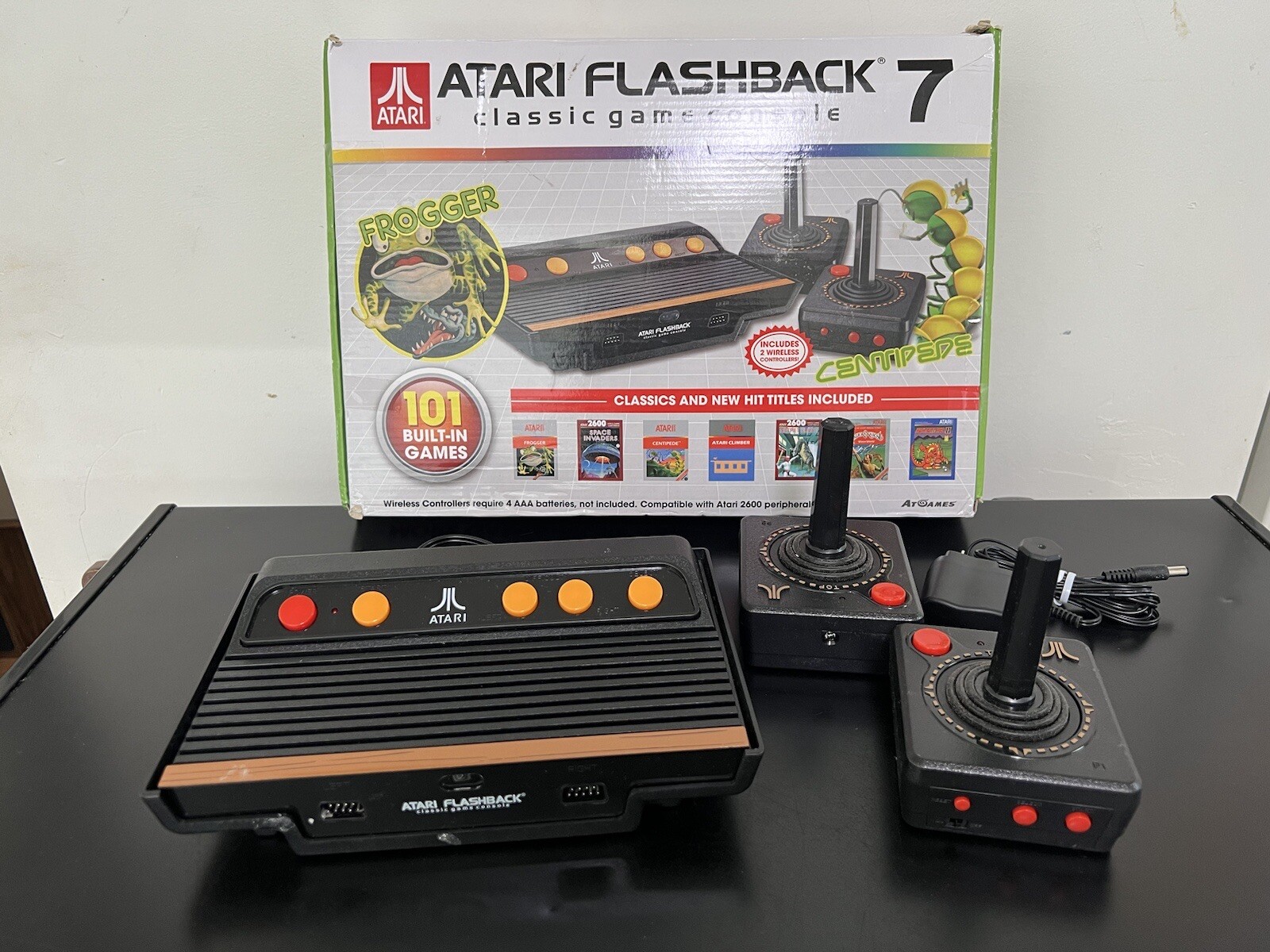 Atari Flashback 7 Classic Videogame Console 101 Built-in Games with Box