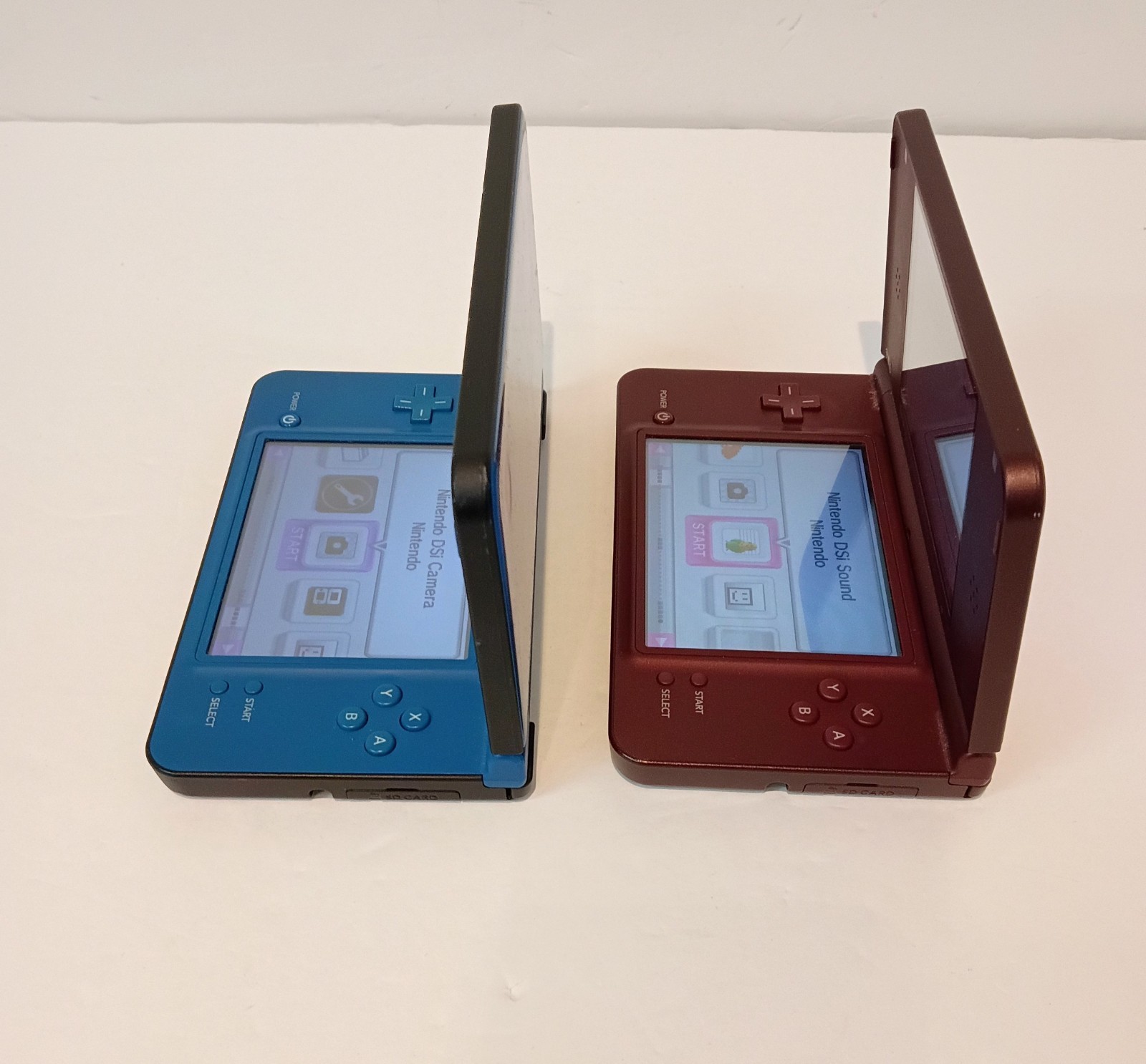 Nintendo DSi XL 2 Handheld Systems Blue & Red Wi-Fi Capability UTL-001(USA) 2008