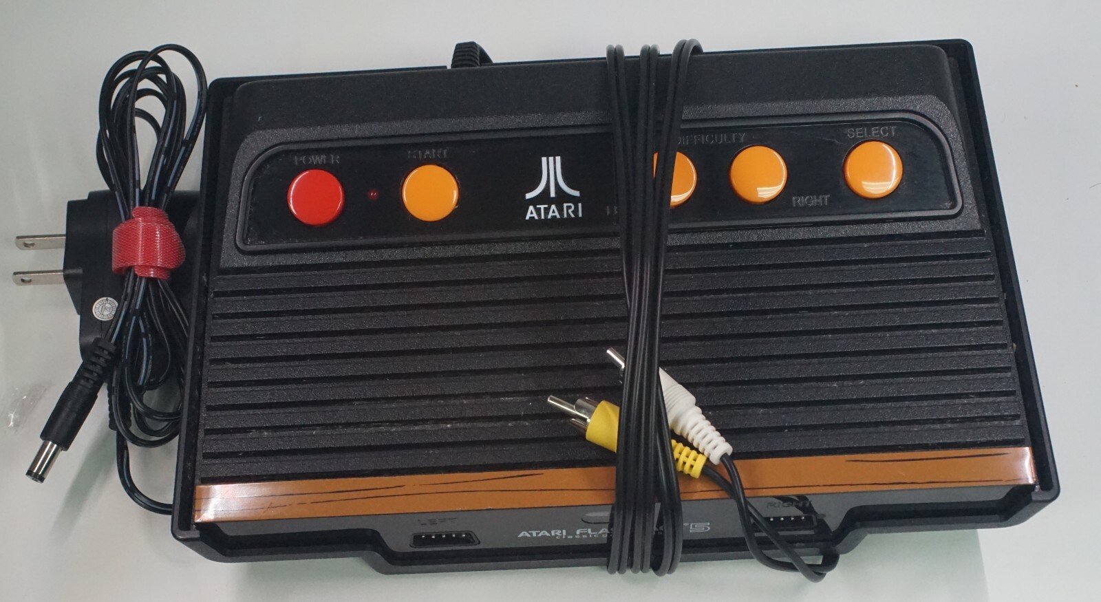 Atari Classic Game Flashback 5 Home Console – Tested – NoControllers
