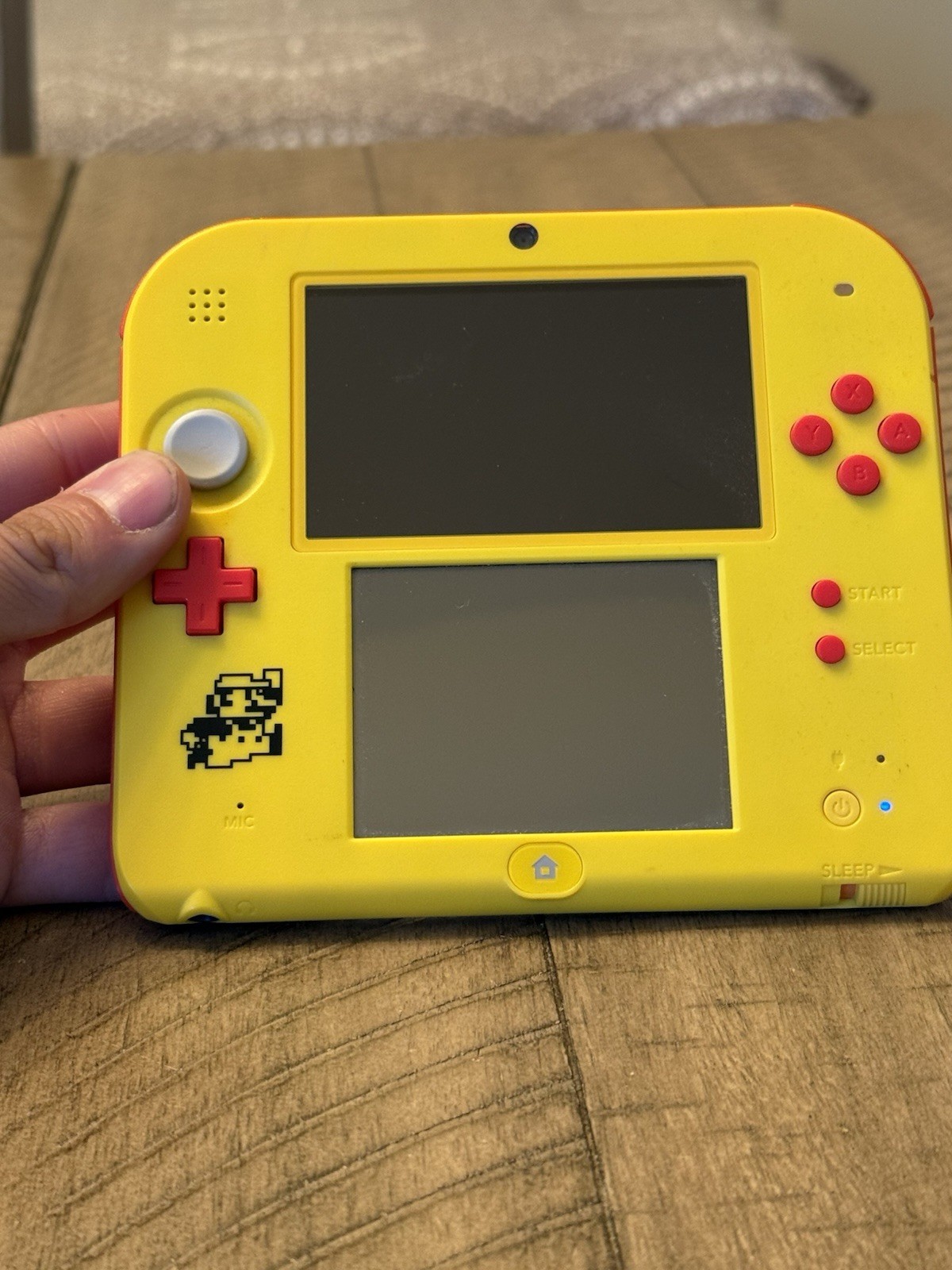 Nintendo 2DS Super Mario Maker Edition Yellow/Red w/ Charger & Cartridge