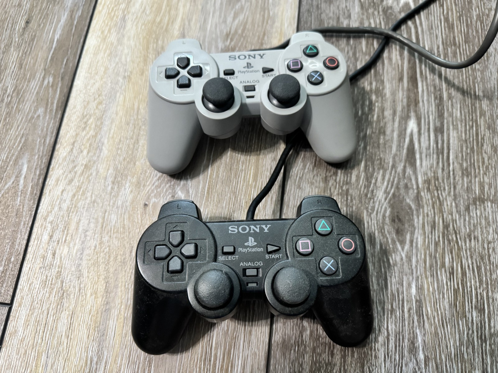 Sony PlayStation 2 Console – Black, with 2 controllers. Great Condition