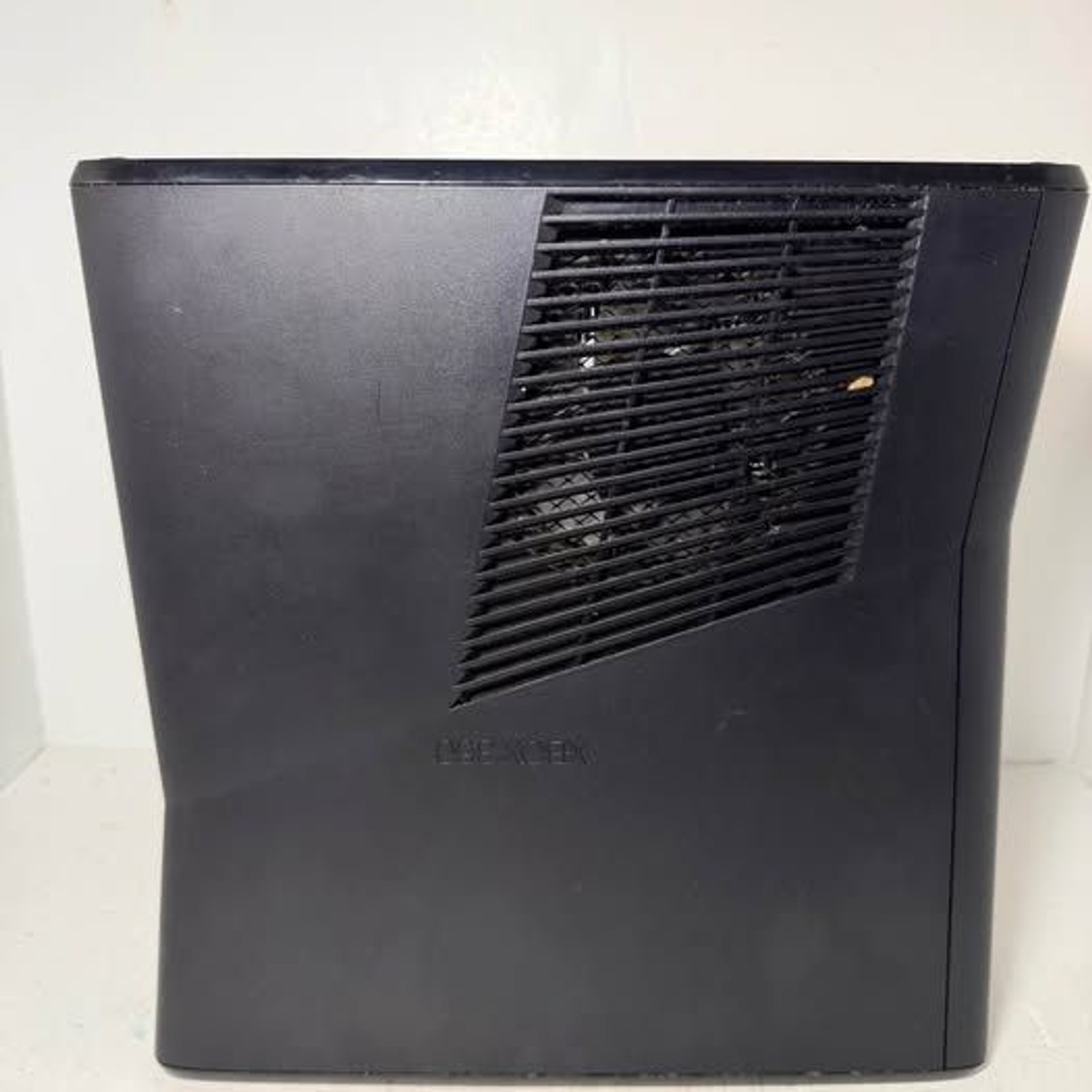 Microsoft Xbox 360 S Console Model 1439 w/cords READ