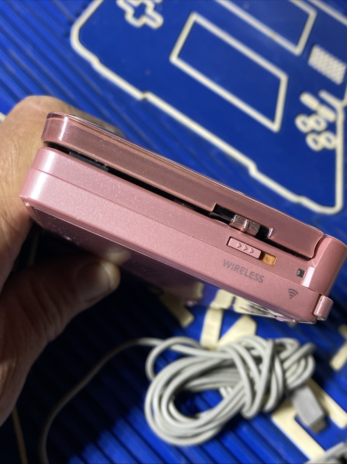 Nintendo 3DS “Pearl Pink” OEM Charger, 2GBcard, Mario tennis game. tested A-1