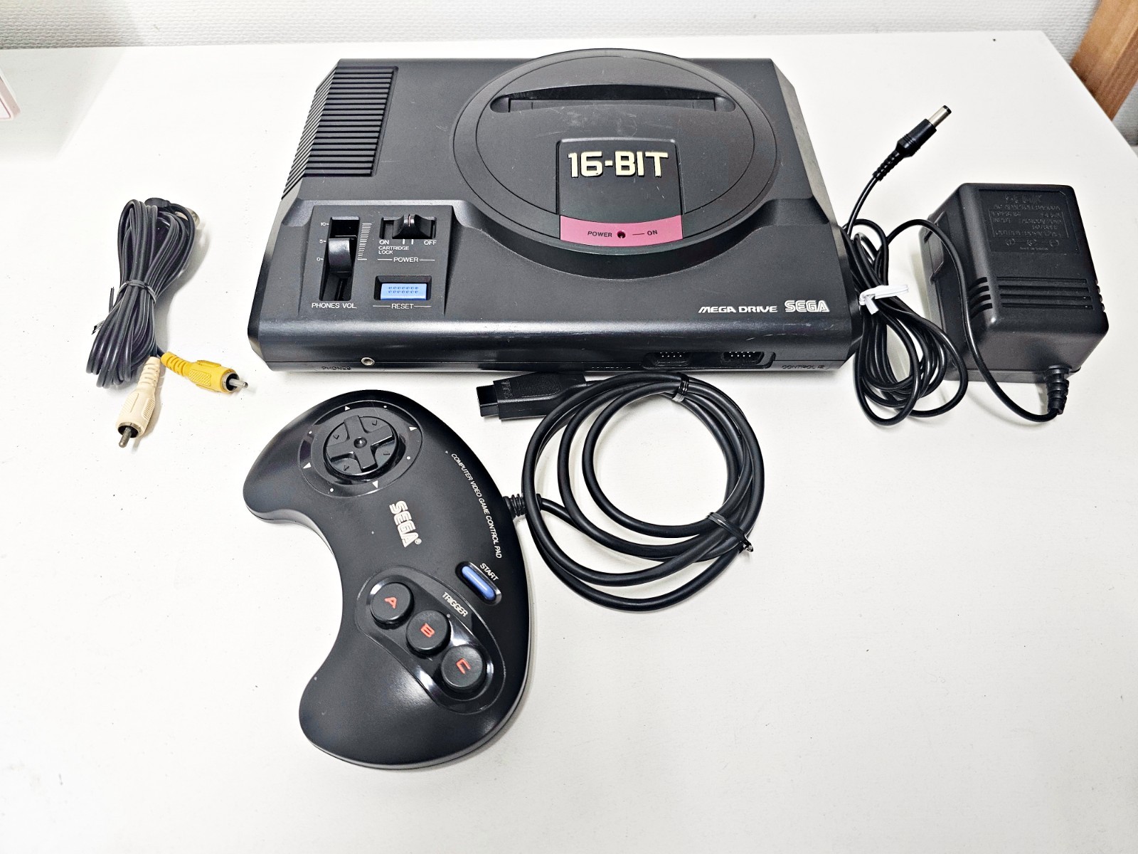 Sega Mega Drive Console 025 Japan DHL 1 week to USA