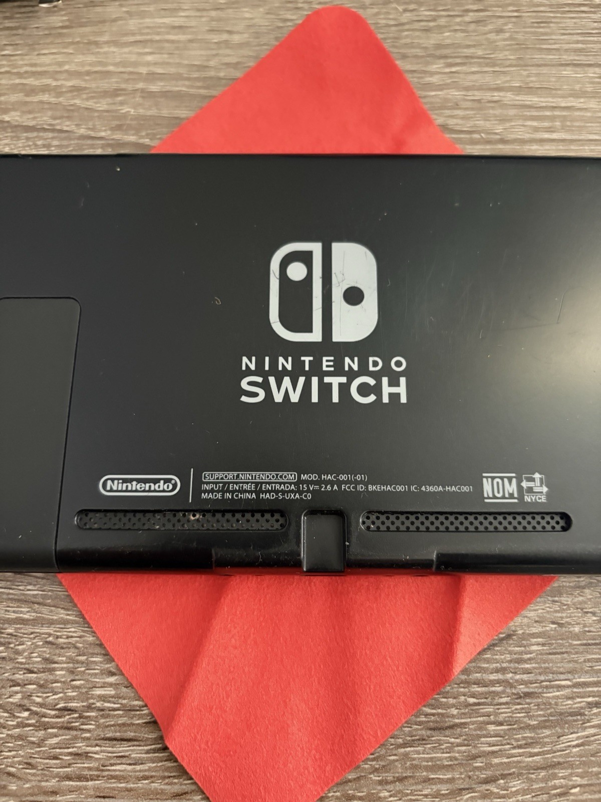 Nintendo Switch Model HAC-001 Console Bundle Tested & Reset + 2 Games