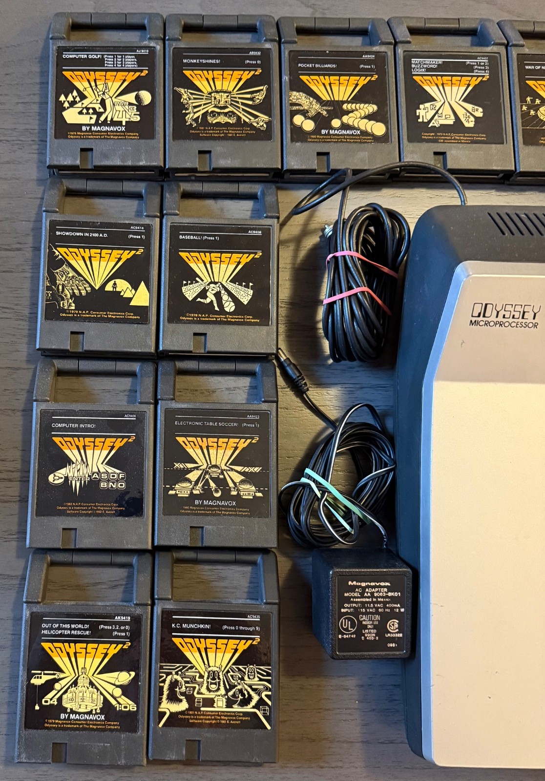 Magnavox Odyssey 2 Console Bundle w/ 24 Games Controllers AC Adapter Untested