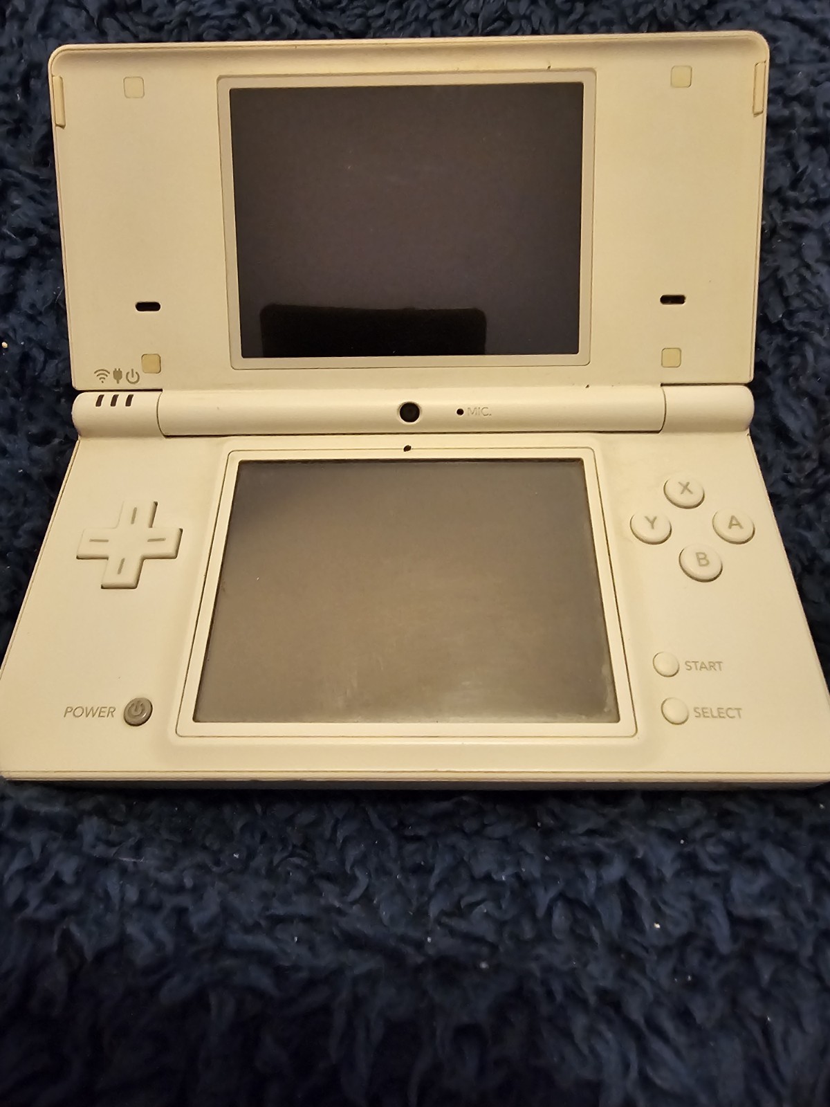 Nintendo DSi Arctic White (Read Description)