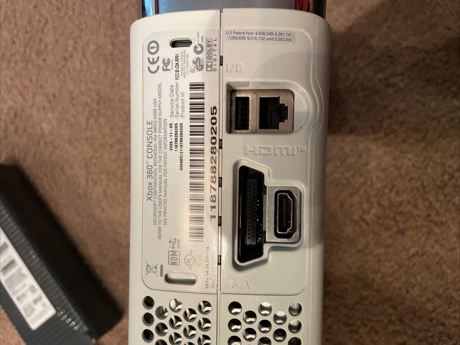 Microsoft Xbox 360 White Game Console W/ AC Adapter – Powers On