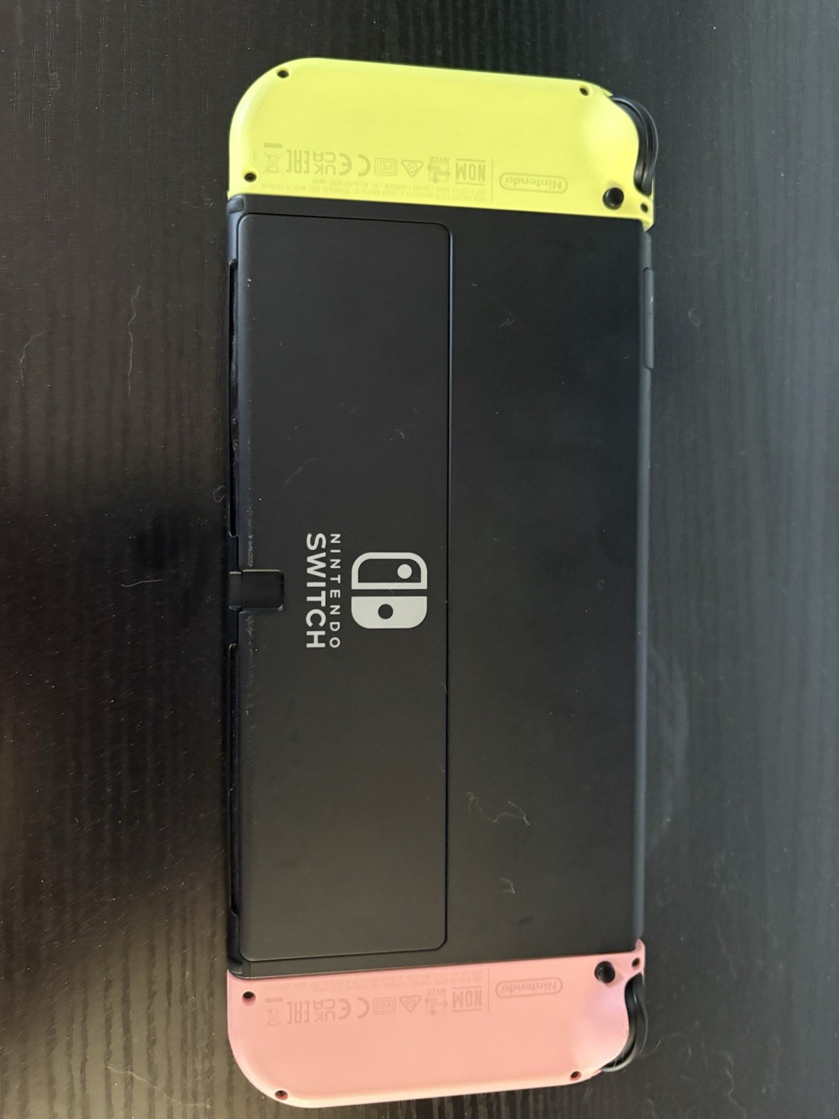 Nintendo Switch OLED Model – 64GB/White (HEGSKAAAA)