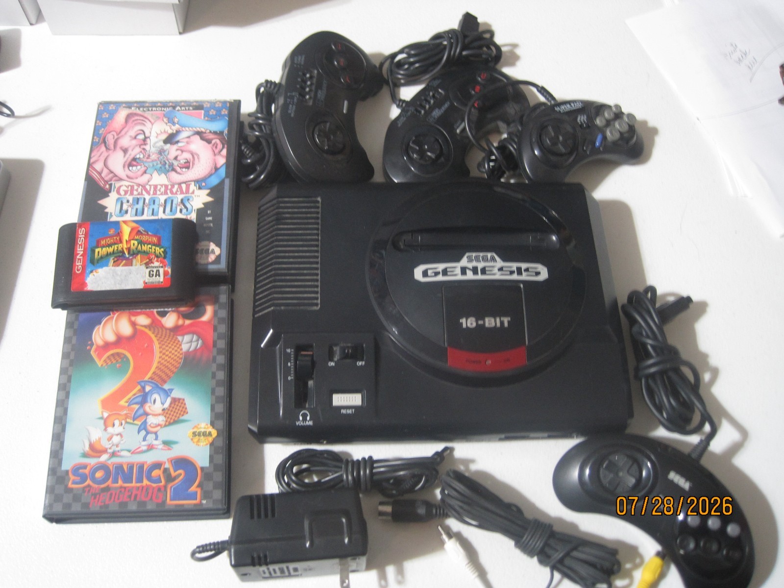Sega Genesis Model-1 MK-1601 Console with Cords 4 Controllers & 3 Games – Tested