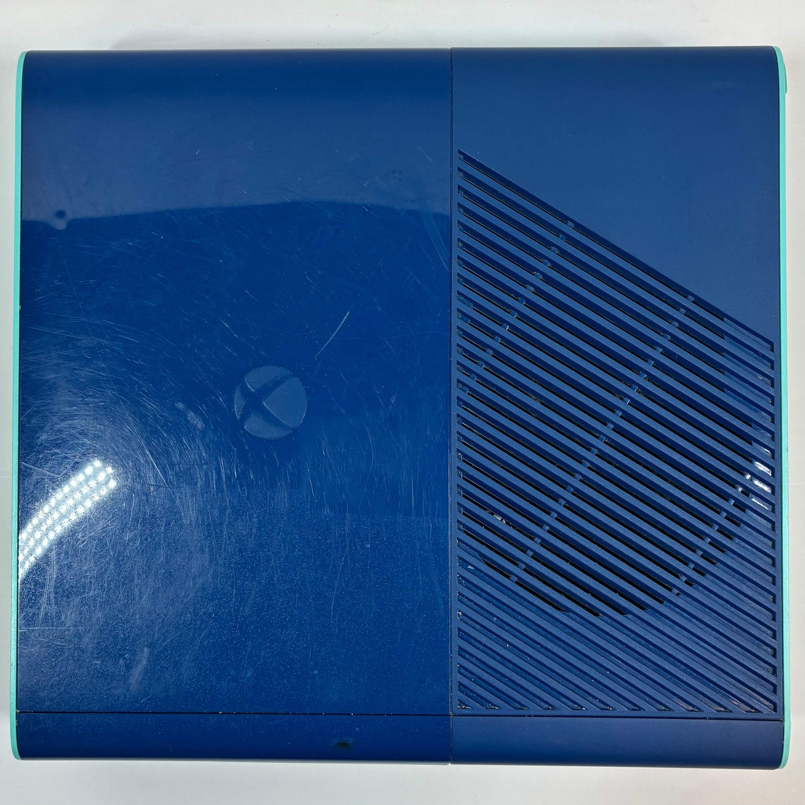 Microsoft Xbox 360 E 500GB Console Gaming System 1538 Blue Call Of Duty Edition