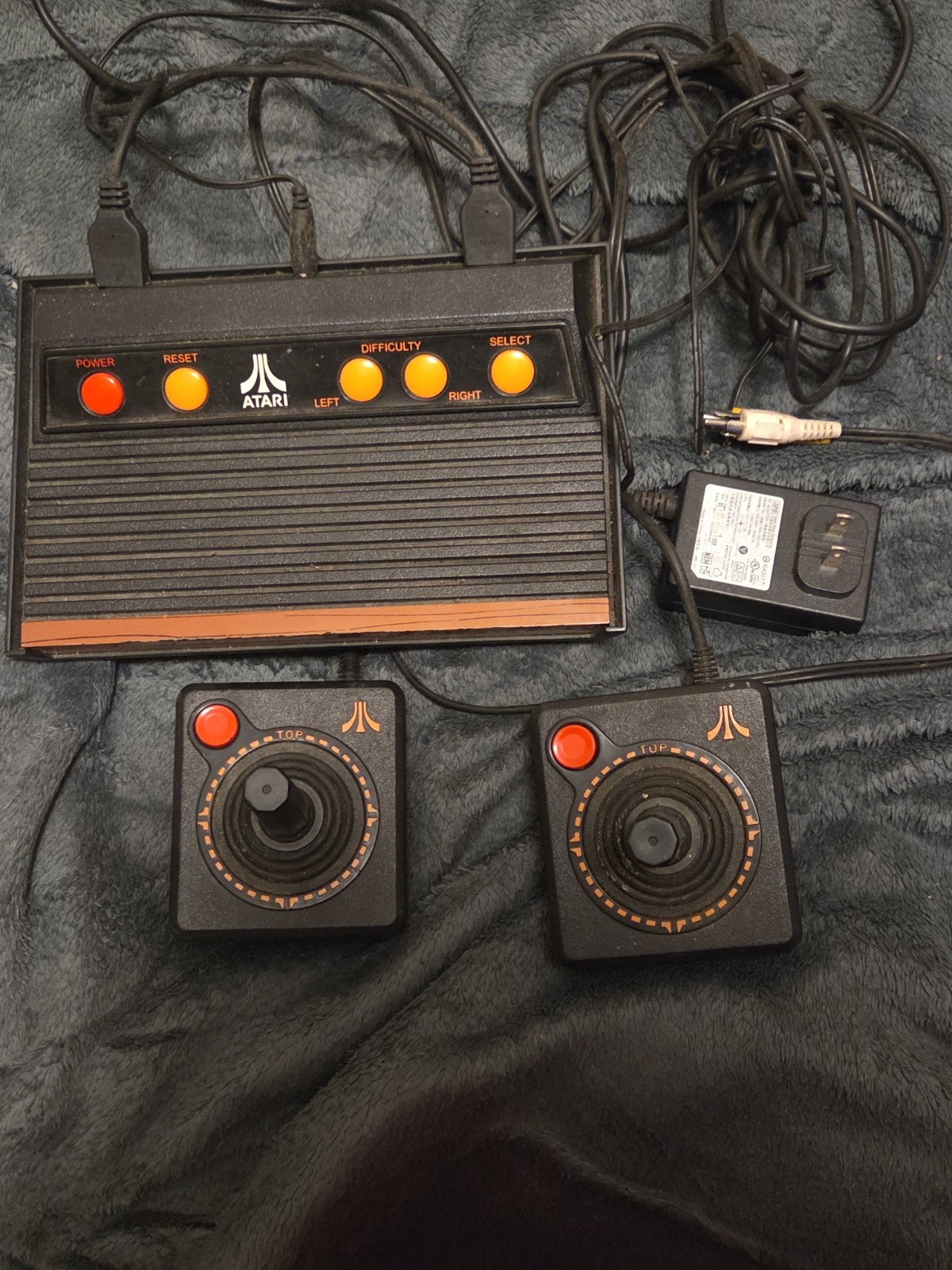 ATARI FLASHBACK 2 CLASSIC GAME CONSOLE. UNTESTED
