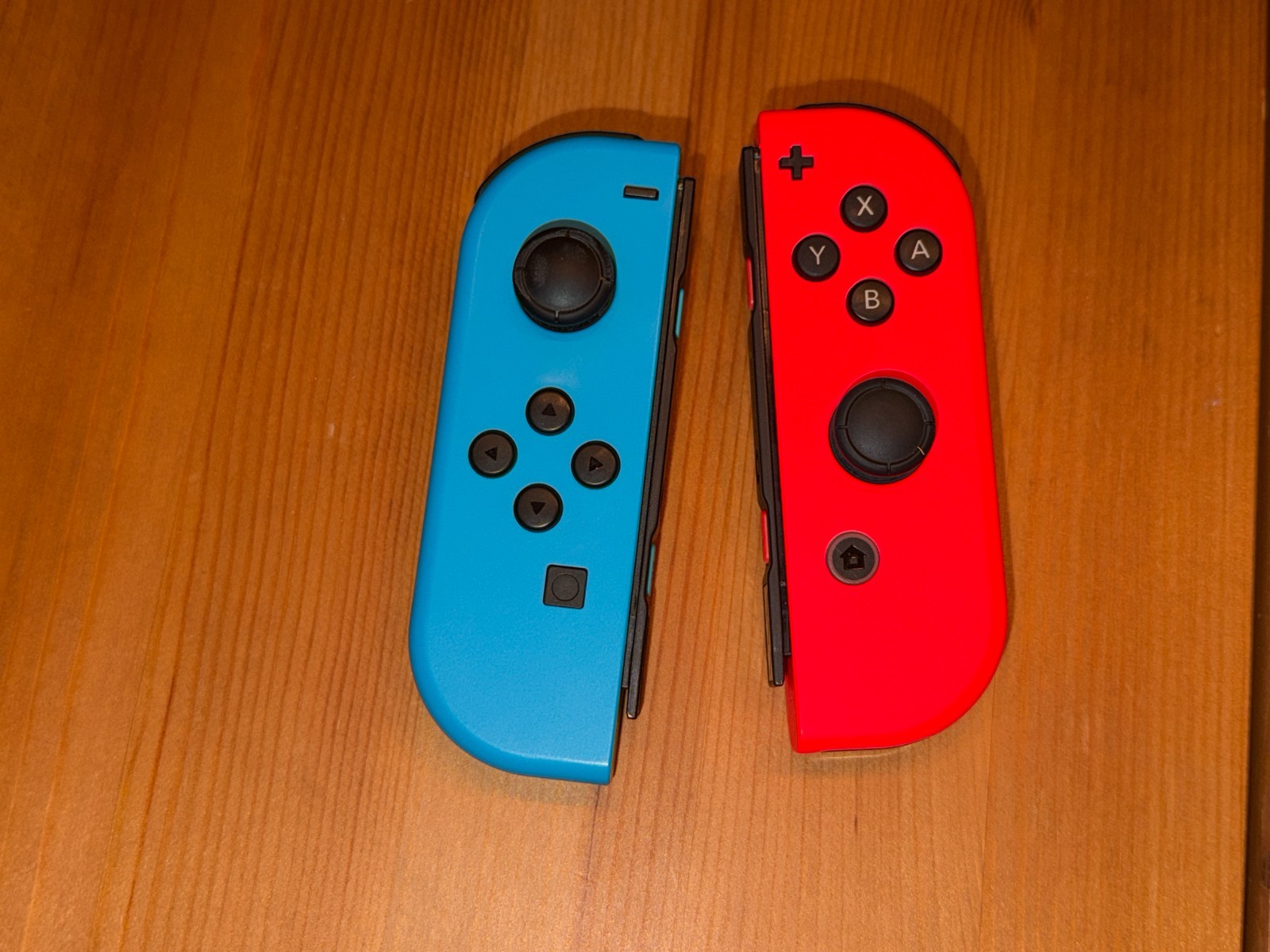 Nintendo Switch V2 Bundle Tested Dock Box 2 Cases Extr Joy Con 64GB microSD Card