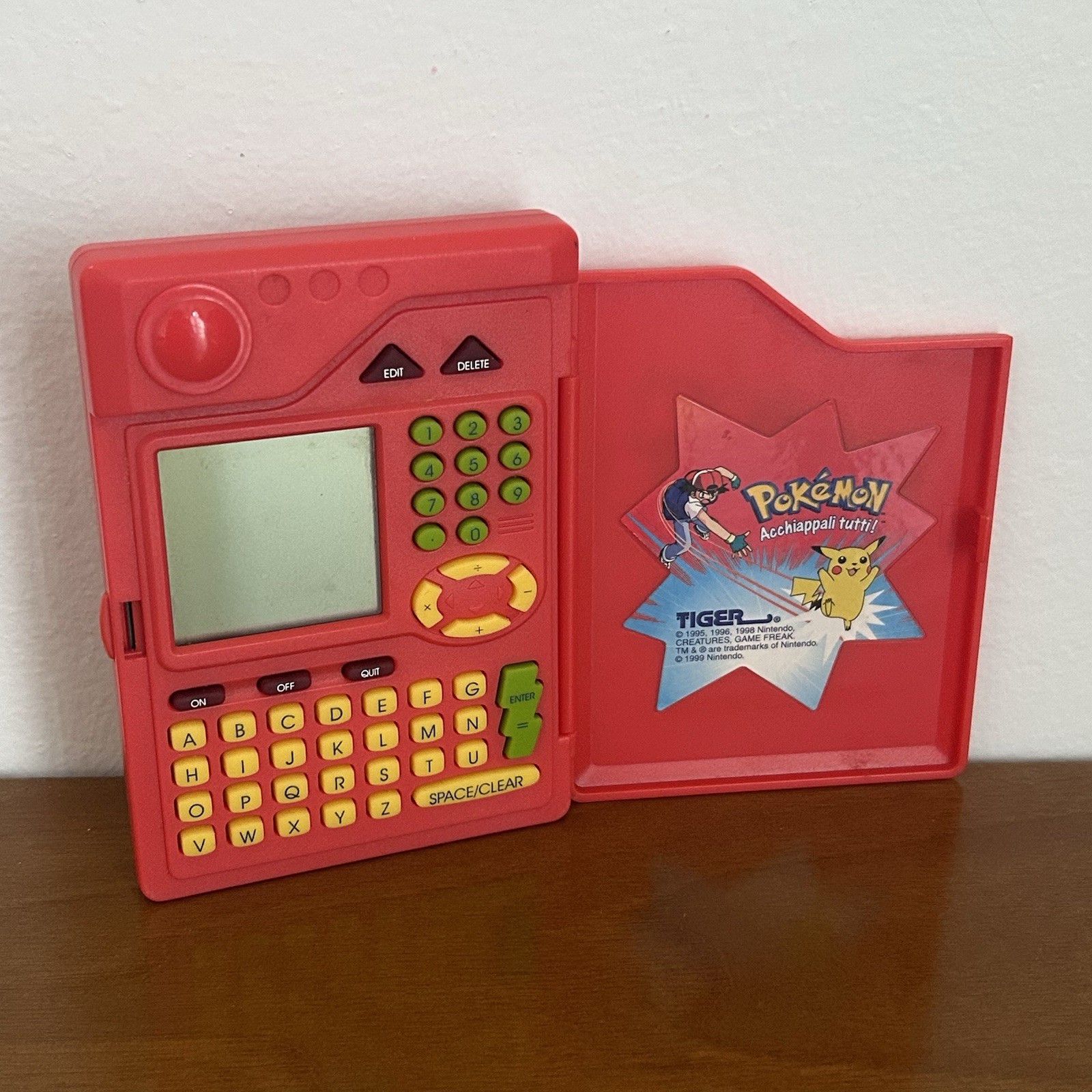 Pokedex First Generation 1998 – Pokedex Tiger Italian Version Great Condition
