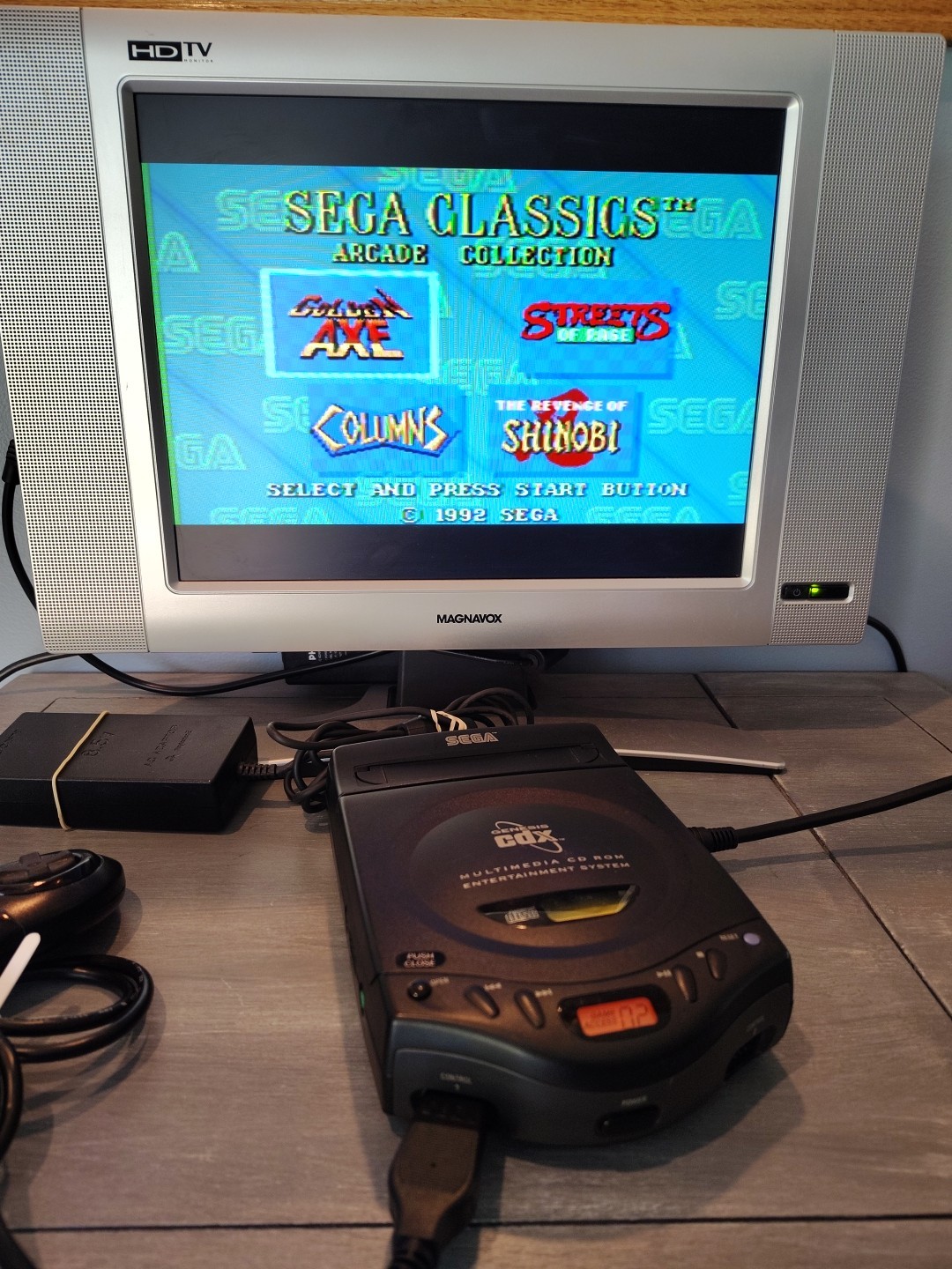 🔥SEGA CDX CONSOLE. NEW LASER/DISC DRIVE MOTOR/DISC HOLDER AND BATTERY. SEE PICS