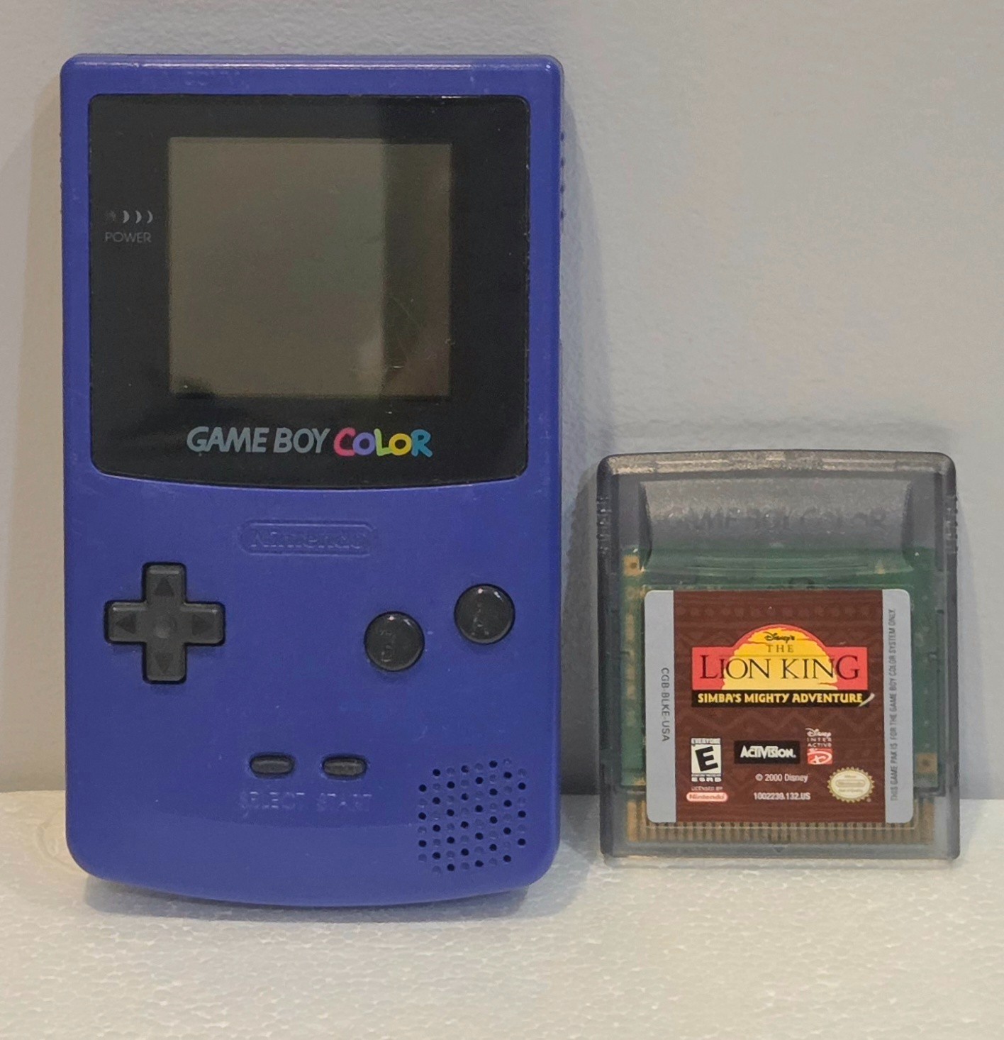 Nintendo Game Boy Color Handheld System GRAPE w/The Lion King Game – Dull Screen