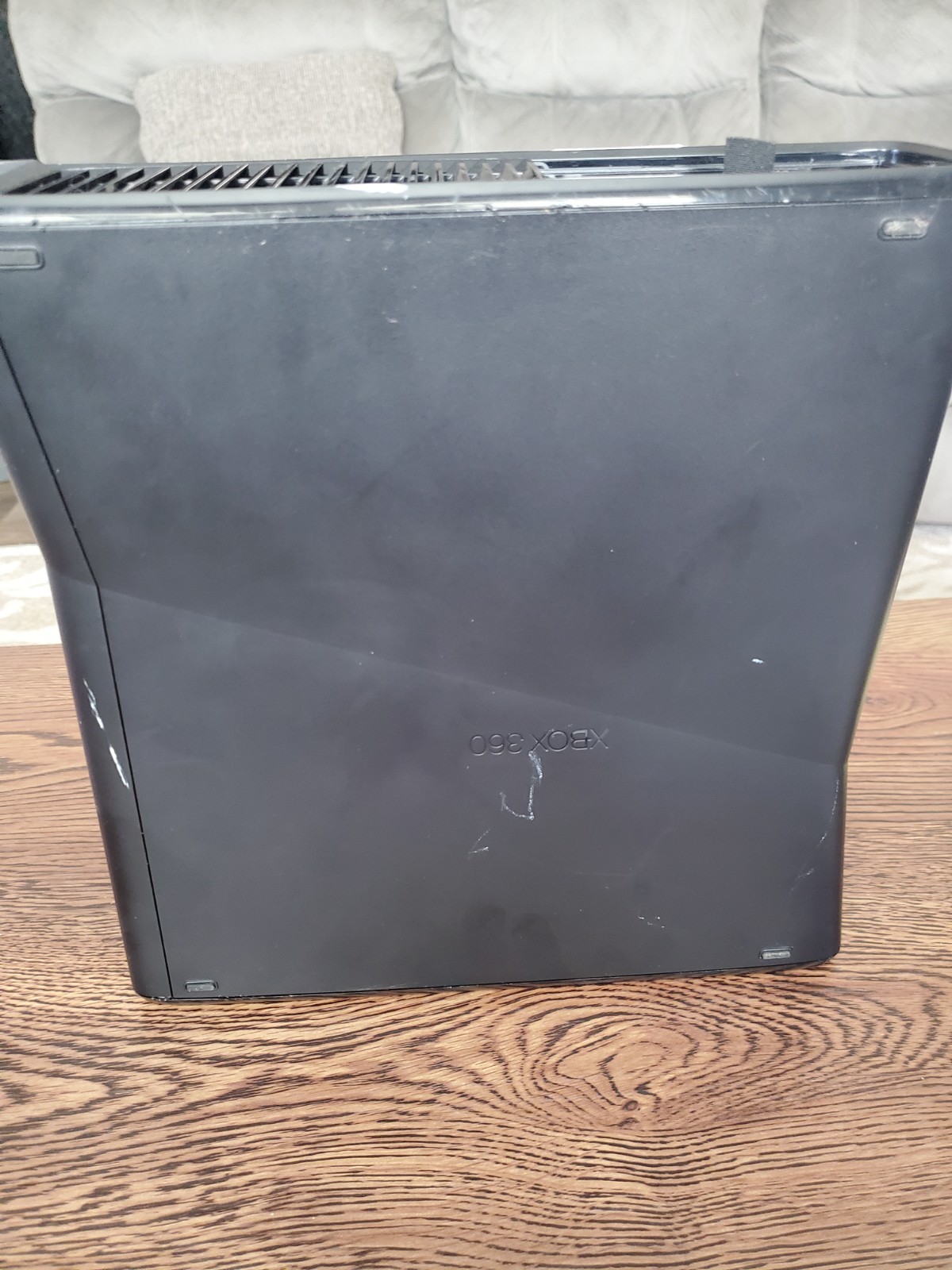 Microsoft Black Xbox 360 w 250 GB *For Parts