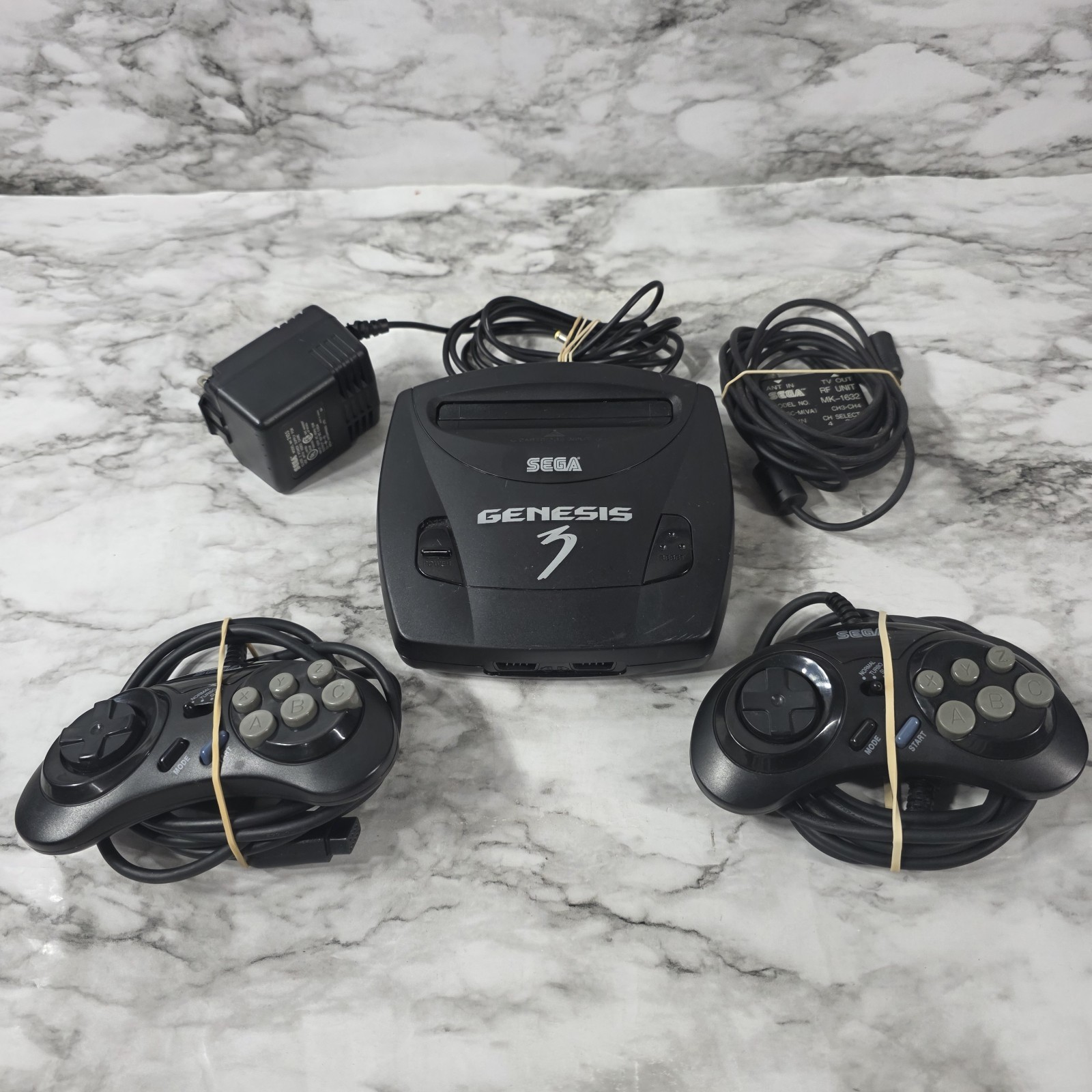 Sega Genesis 3 Console Mk-1461 For Parts Or Not Working Read Description