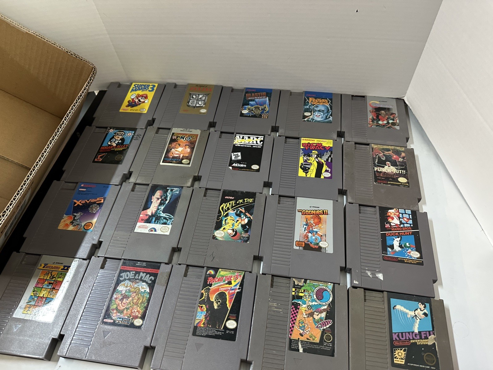 Nintendo NES-101 Original Top Loader Console System BUNDLE WITH 20 GAMES & MORE