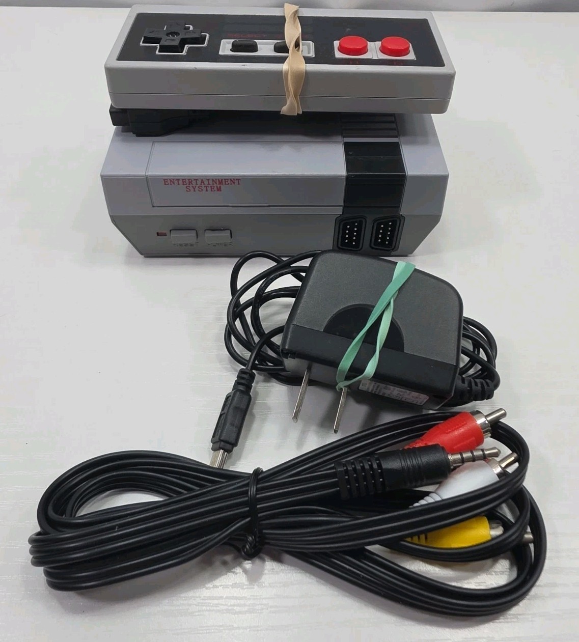 Classic Mini Retro Gaming Console NES System 1 Controller