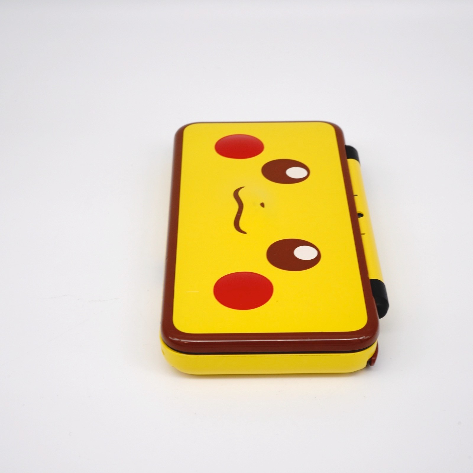 Nintendo “New” 2DS XL LL Console Pokemon Pikachu Yellow Edition (USA)