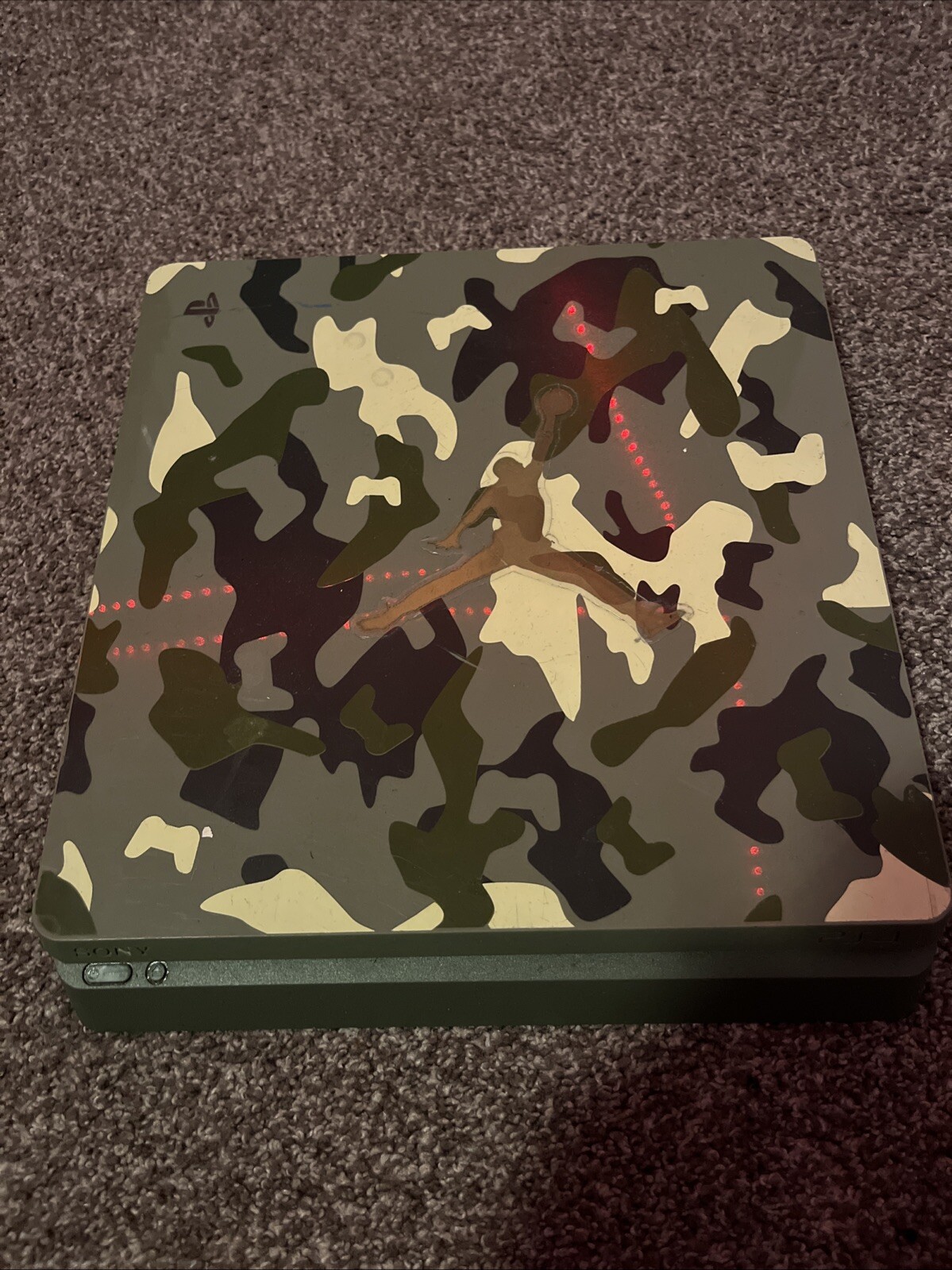 Sony PlayStation 4 Slim Call of Duty: WWII Limited Edition 1TB Green Camouflage