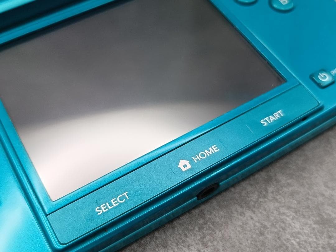 Nintendo 3DS Aqua Blue & Pokemon X Y Ultra Sun Moon Omega Ruby Alpha Sapphire