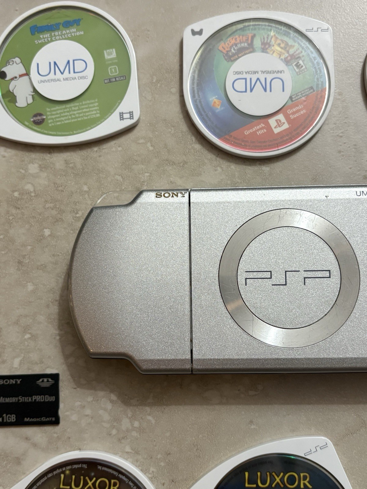 Sony PSP 2001 Silver Console Very Good + 29 Games And Movies Charger Case USA