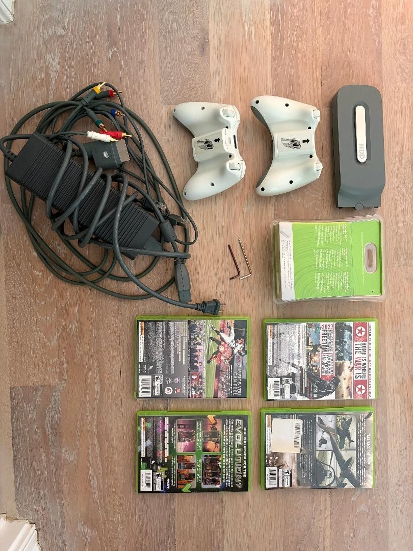 Xbox 360 Old Used Various Items (Controllers, Wires, Games, Hard Drive, Etc.)